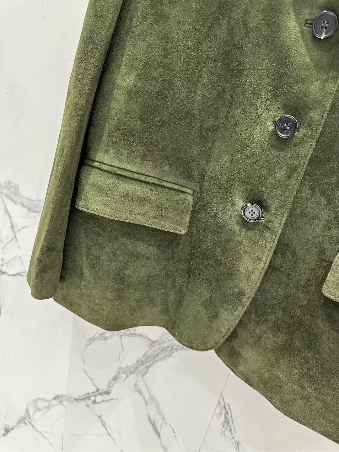 Кожаные Куртки И Дублёнки Женские Prada 13186437