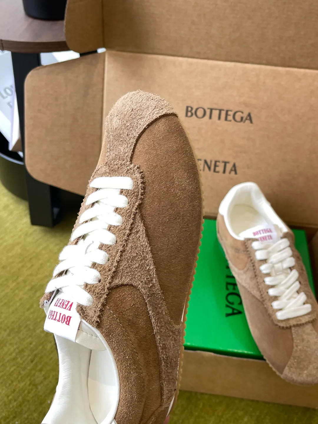 Кроссовки Женские Bottega Veneta 19578537