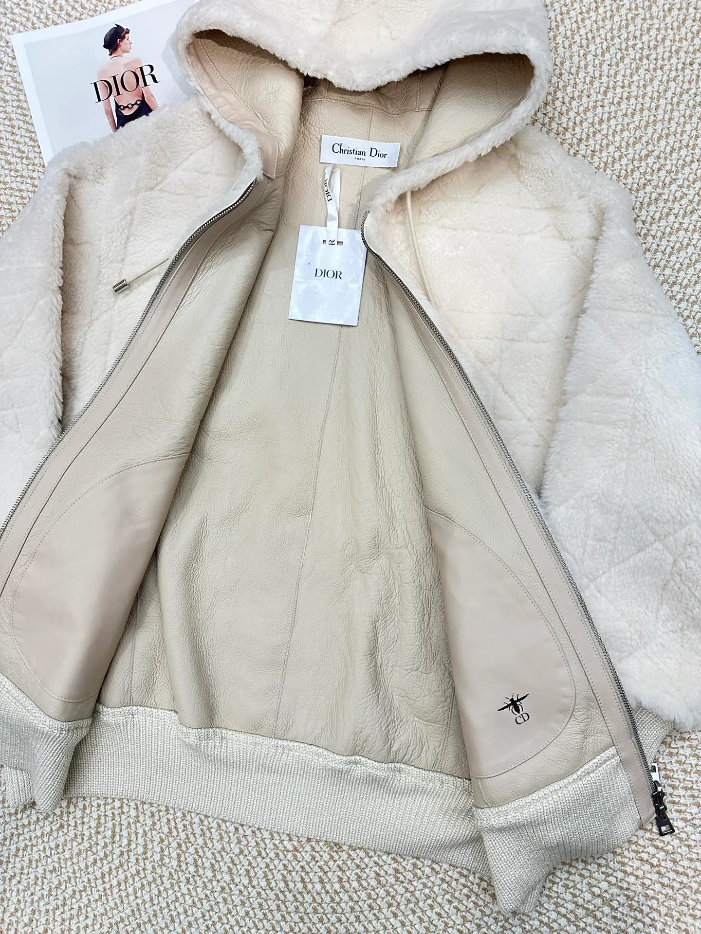Кожаные Куртки И Дублёнки Женские Christian Dior 1069511