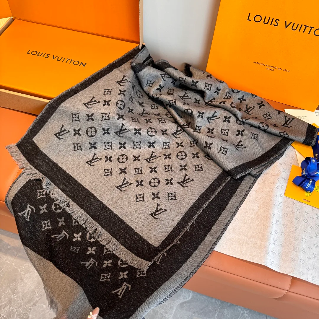 Шарфы Louis Vuitton 1518588