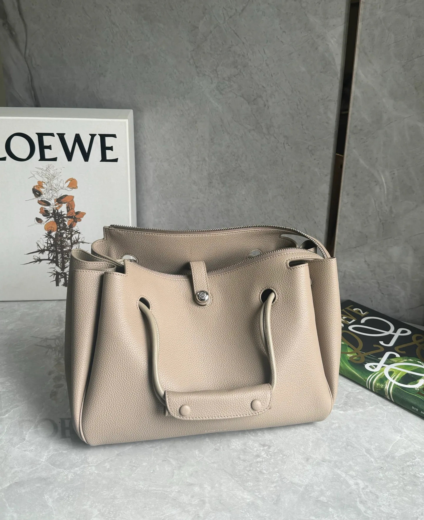 Классические Сумки Женские Loewe 17551248