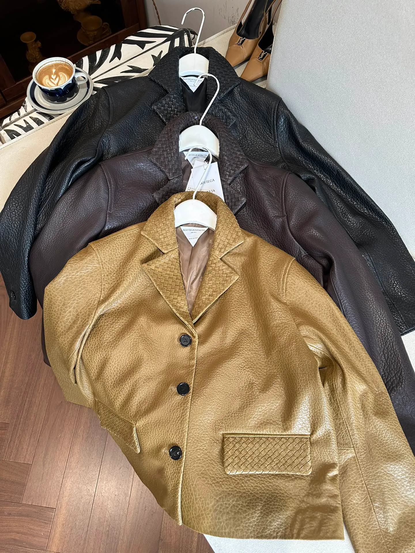 Кожаные Куртки И Дублёнки Женские Bottega Veneta 5279967