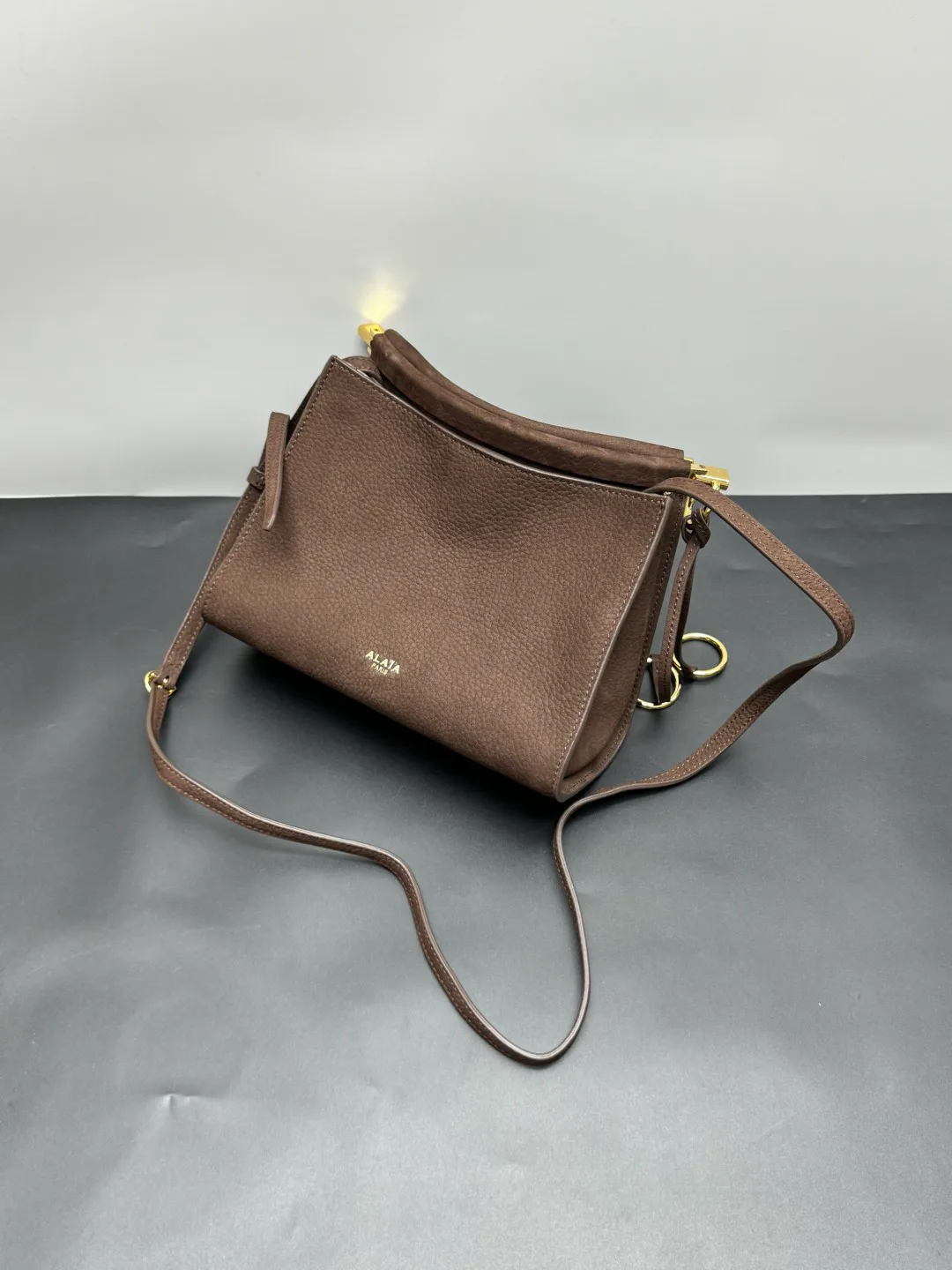 Классические Сумки Женские Alaia 11667402