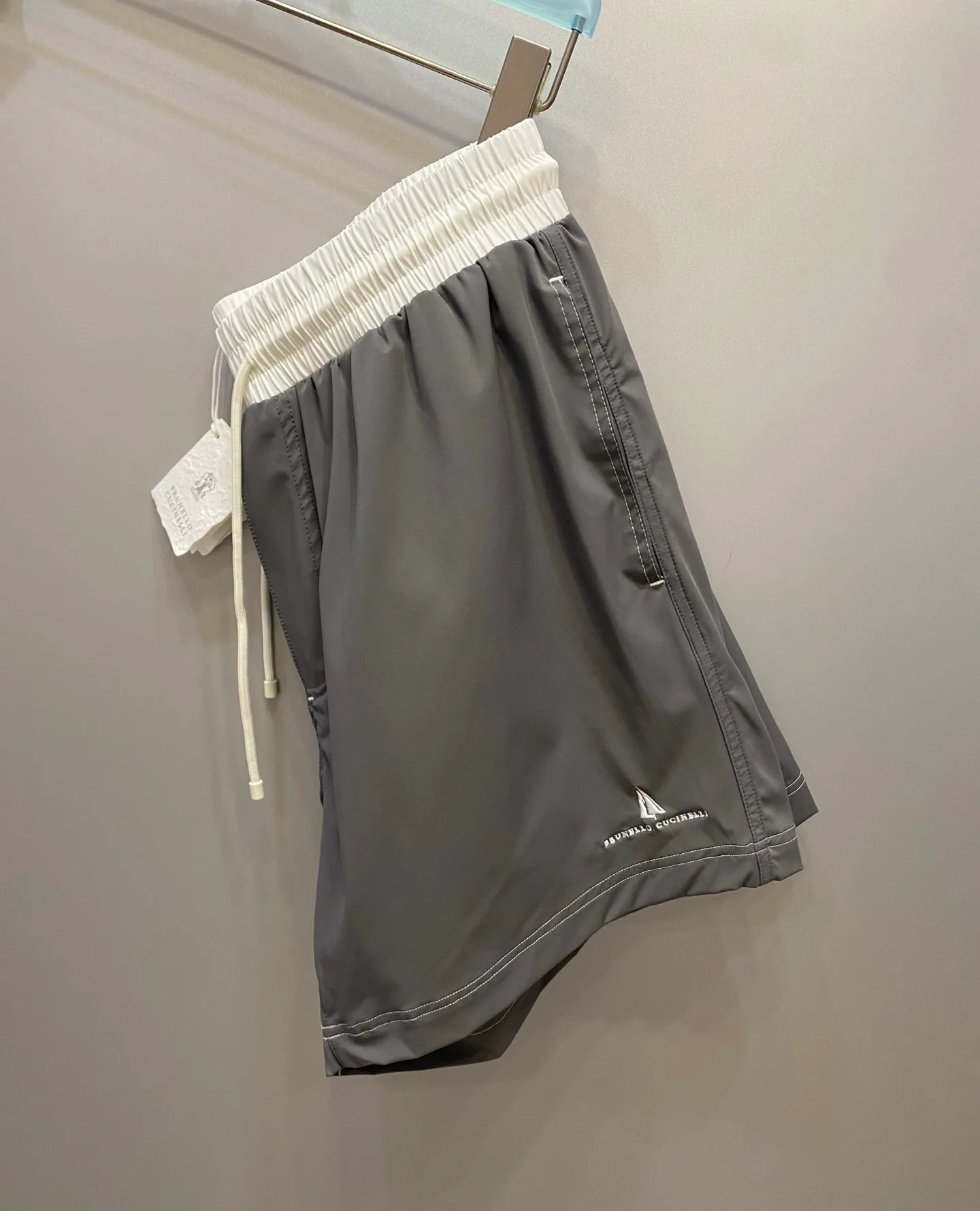 Шорты Мужские Brunello Cucinelli 11602563