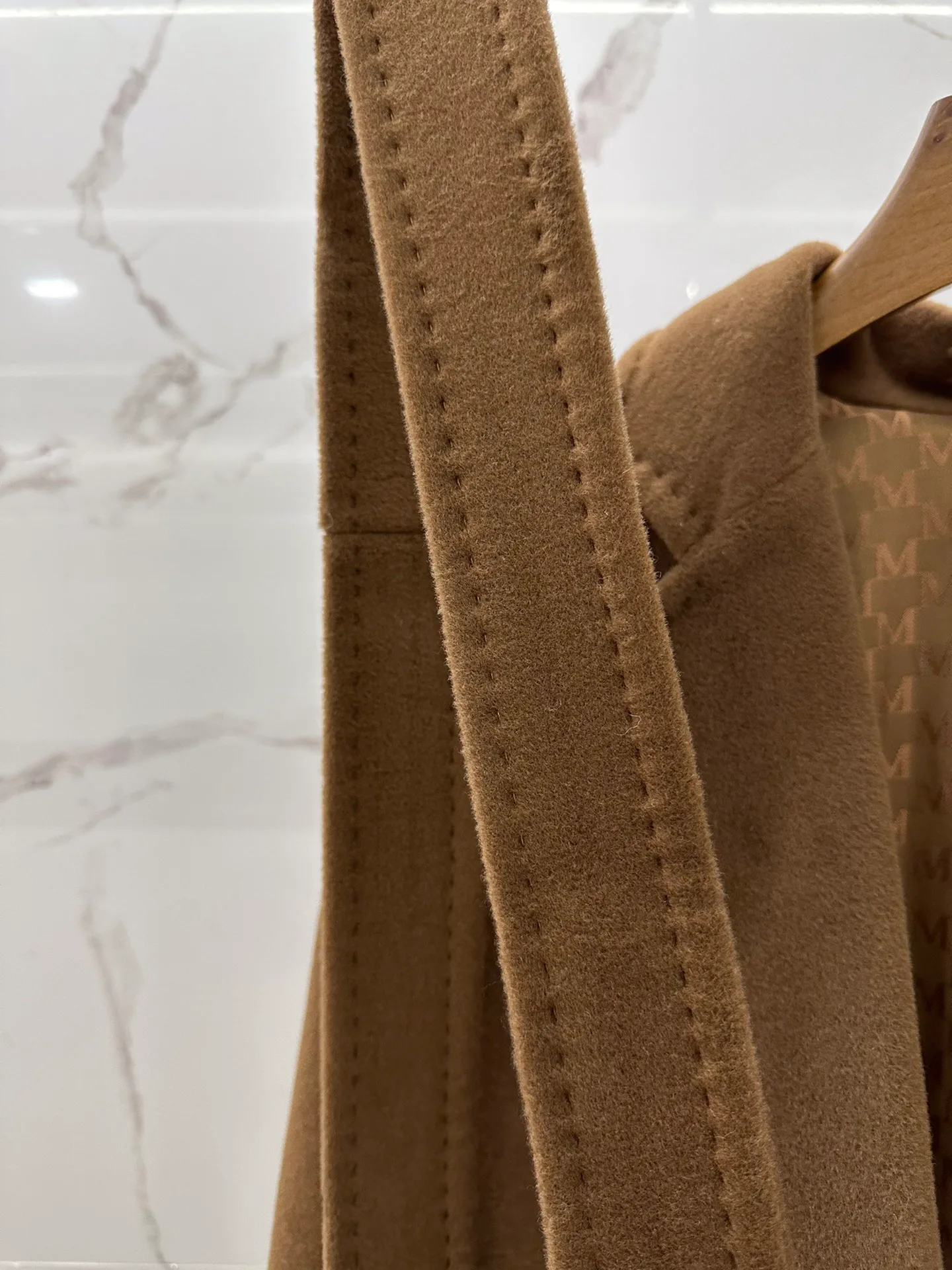 Пальто Женские Louis Vuitton 870343