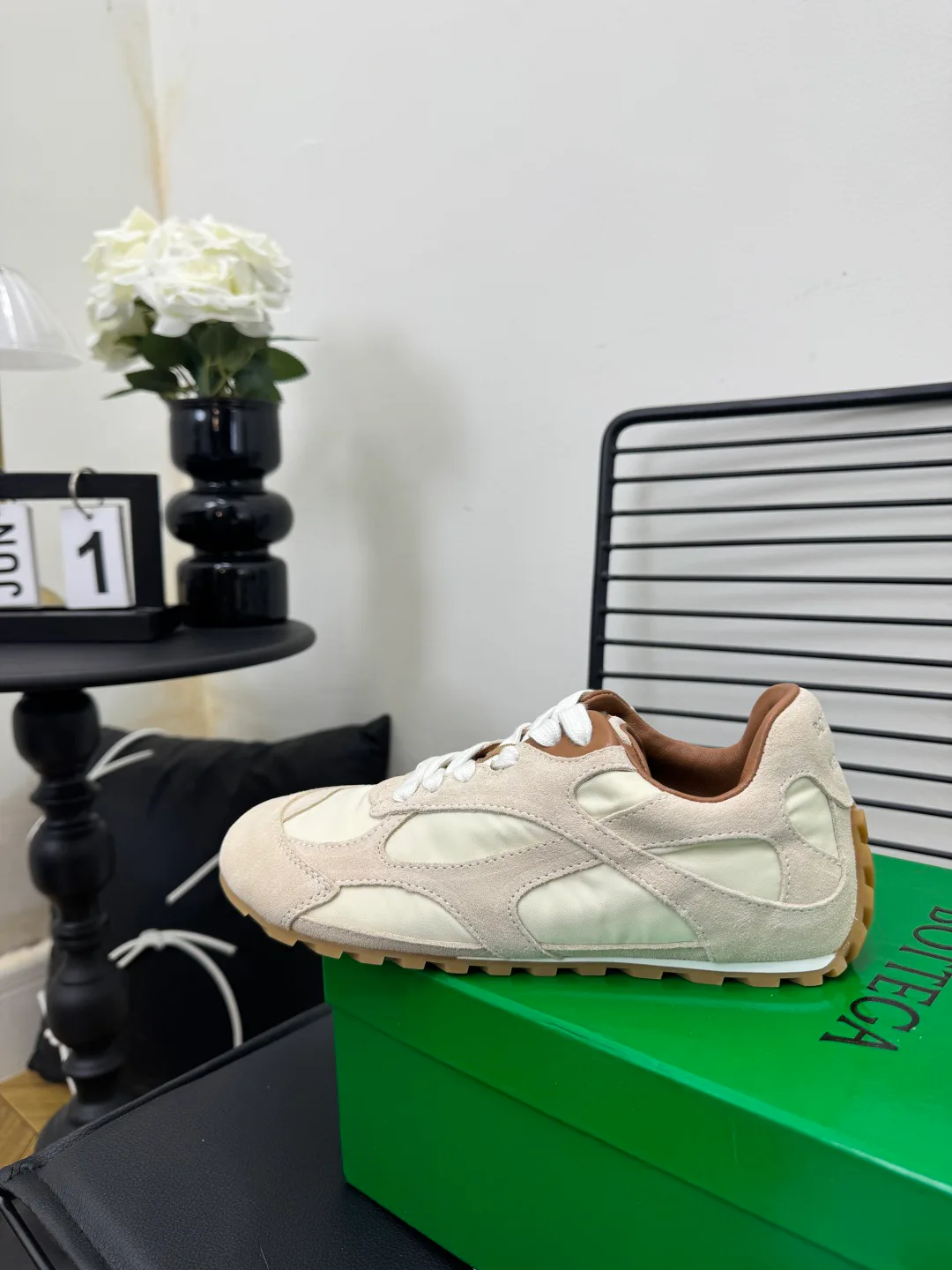 Кроссовки Женские Bottega Veneta 18367005