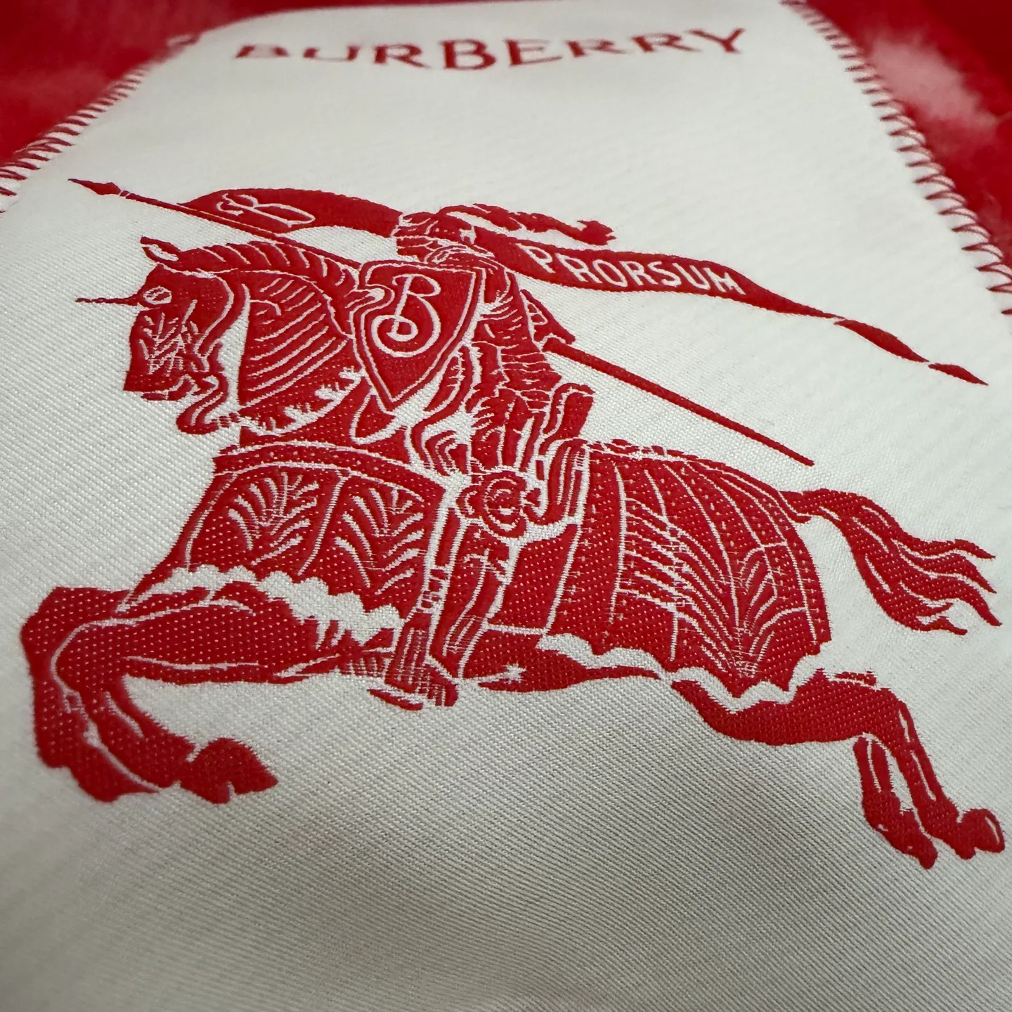 Шарфы Burberry 1333693