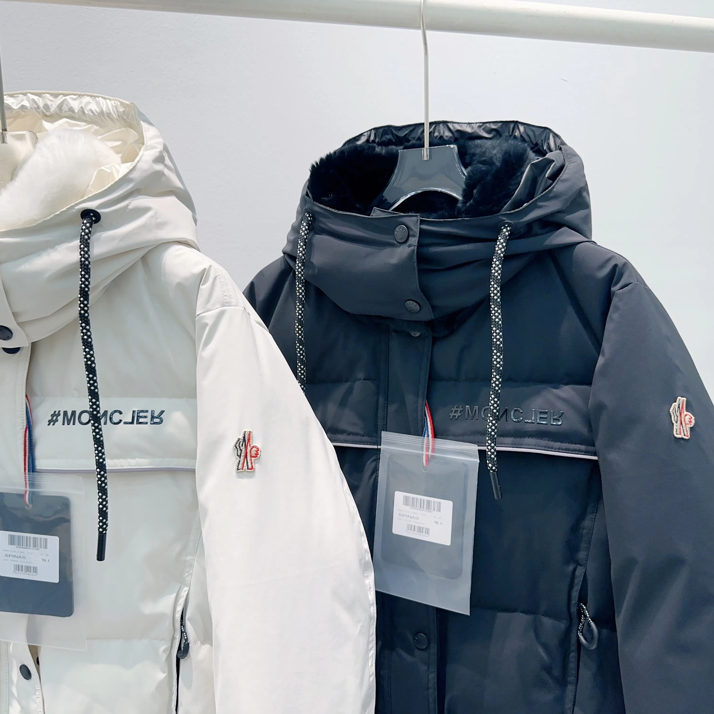 Куртки И Пуховики Женские Moncler 18710272