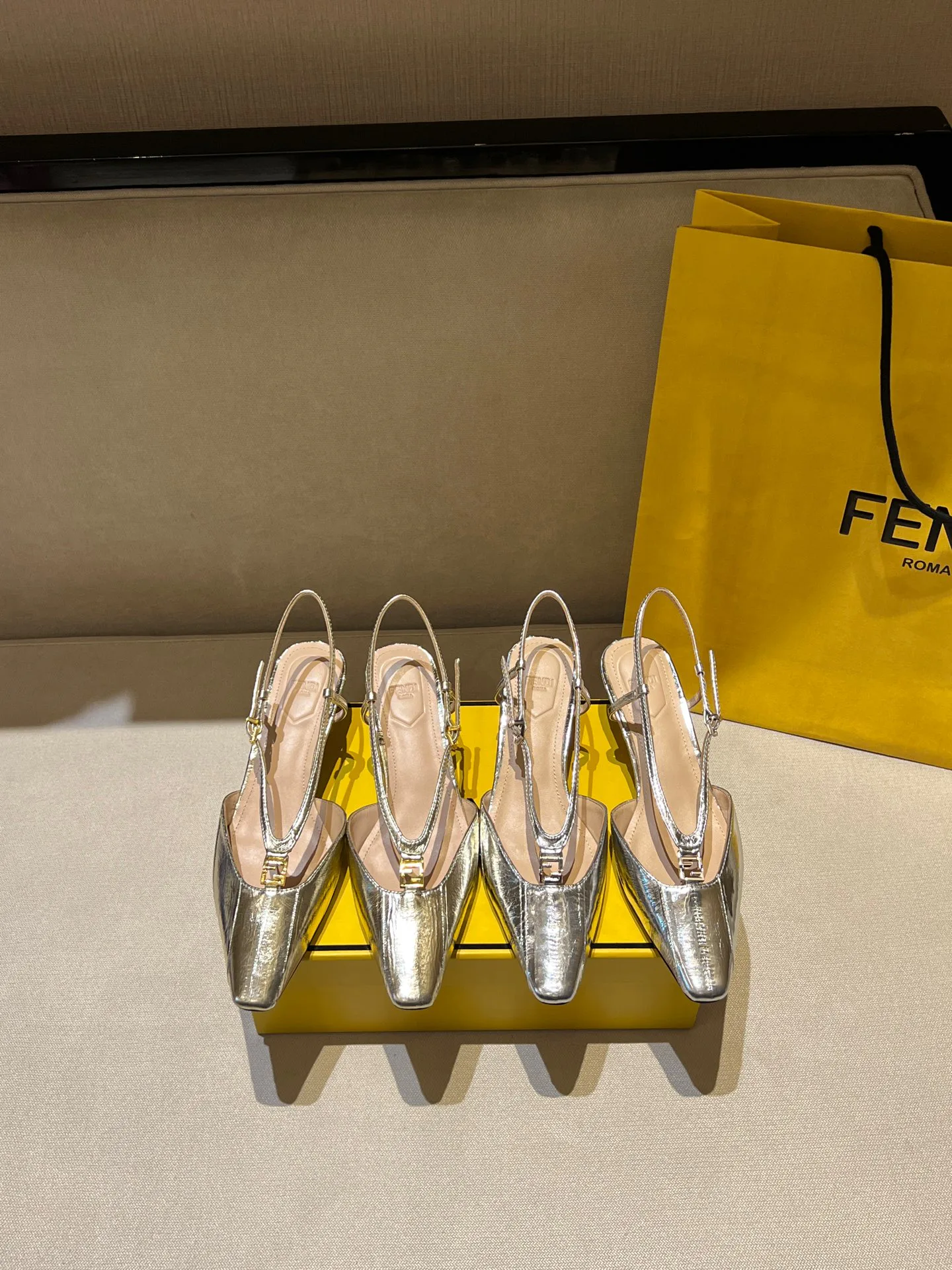 Туфли Женские Fendi 18157