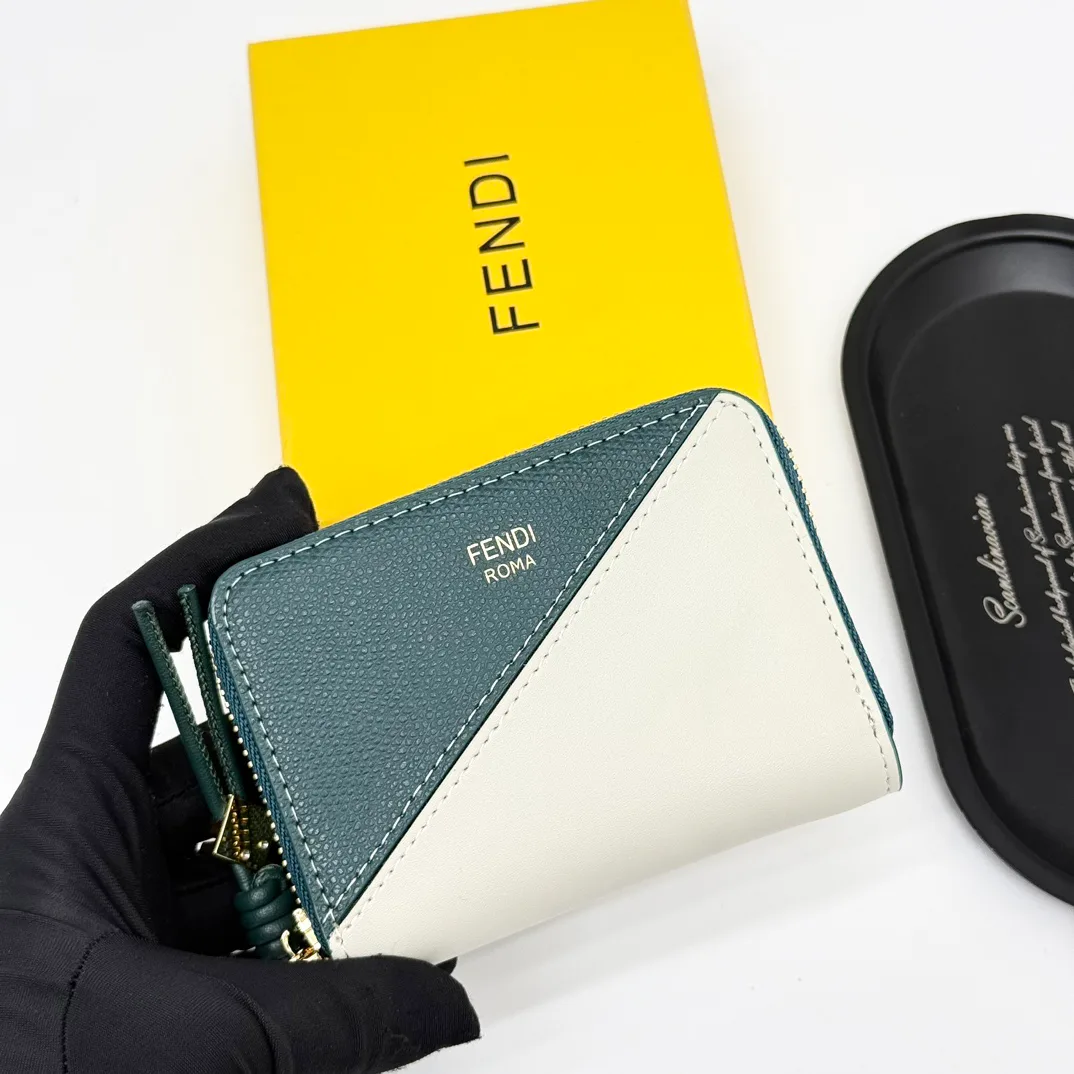 Клатчи Женские Fendi 442062