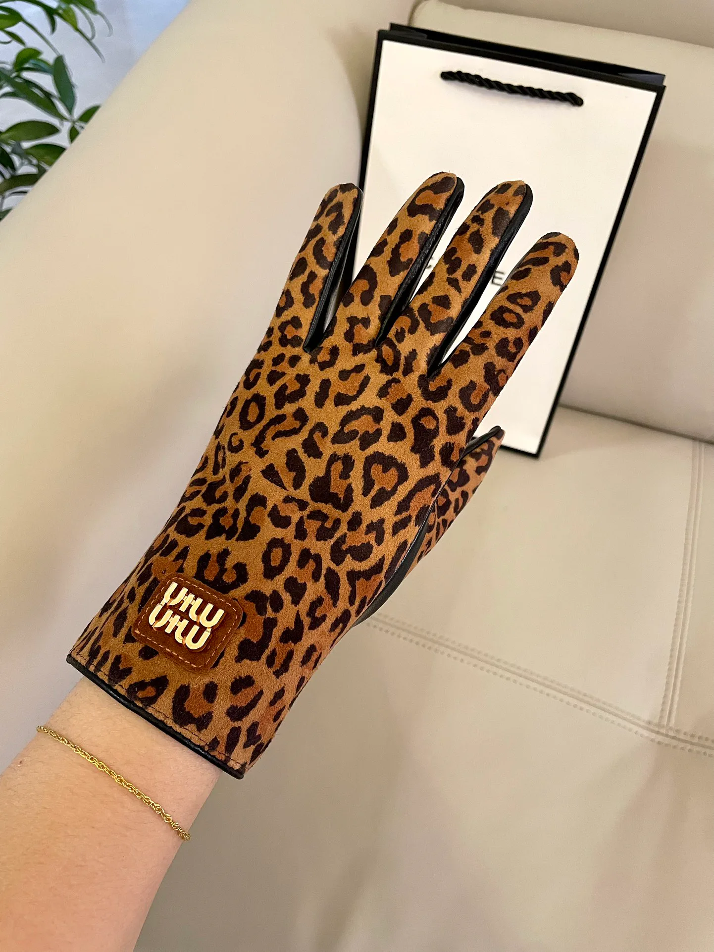 Перчатки Miu Miu 262325