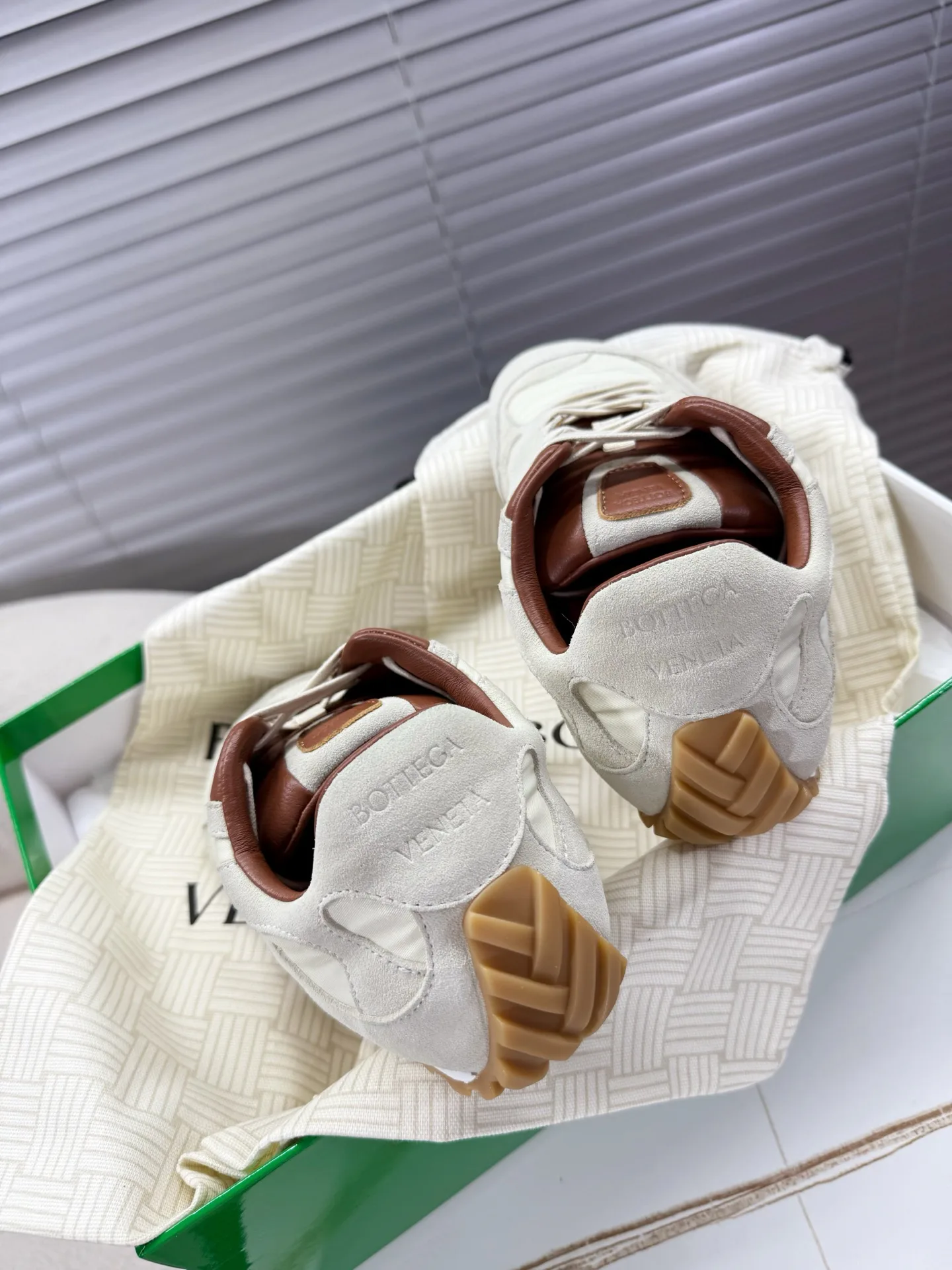 Кроссовки Женские Bottega Veneta 4019871