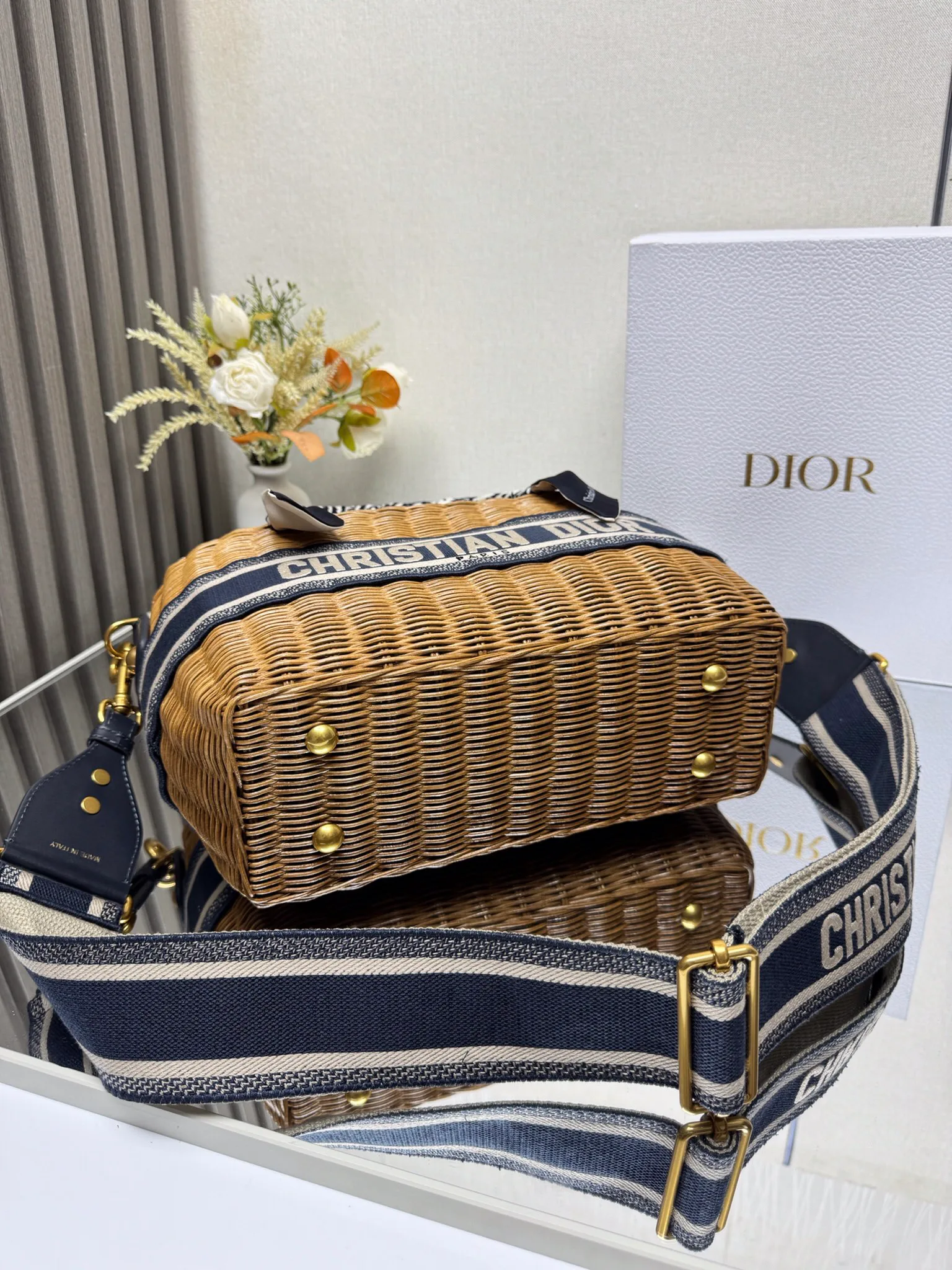 Сумки На Ремне Женские Christian Dior 11357277