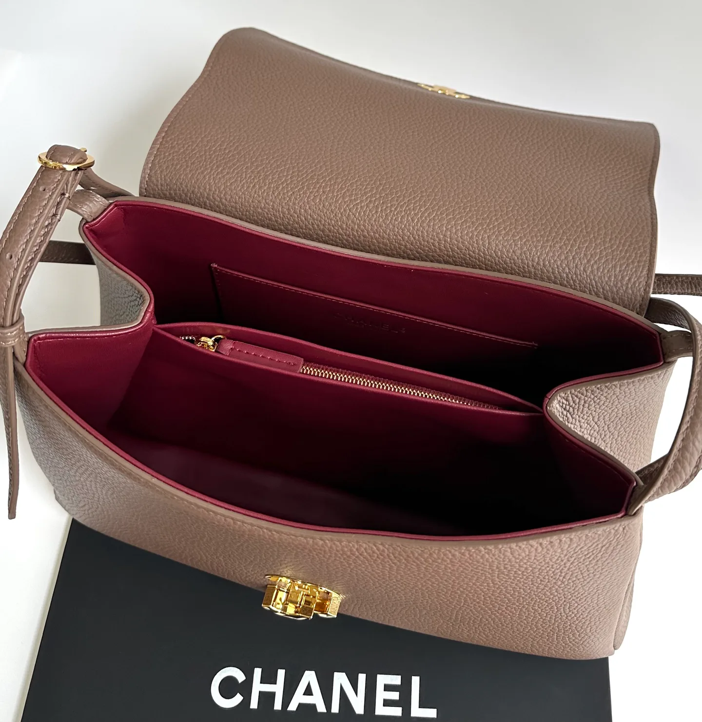 Классические Сумки Женские Chanel 18058440