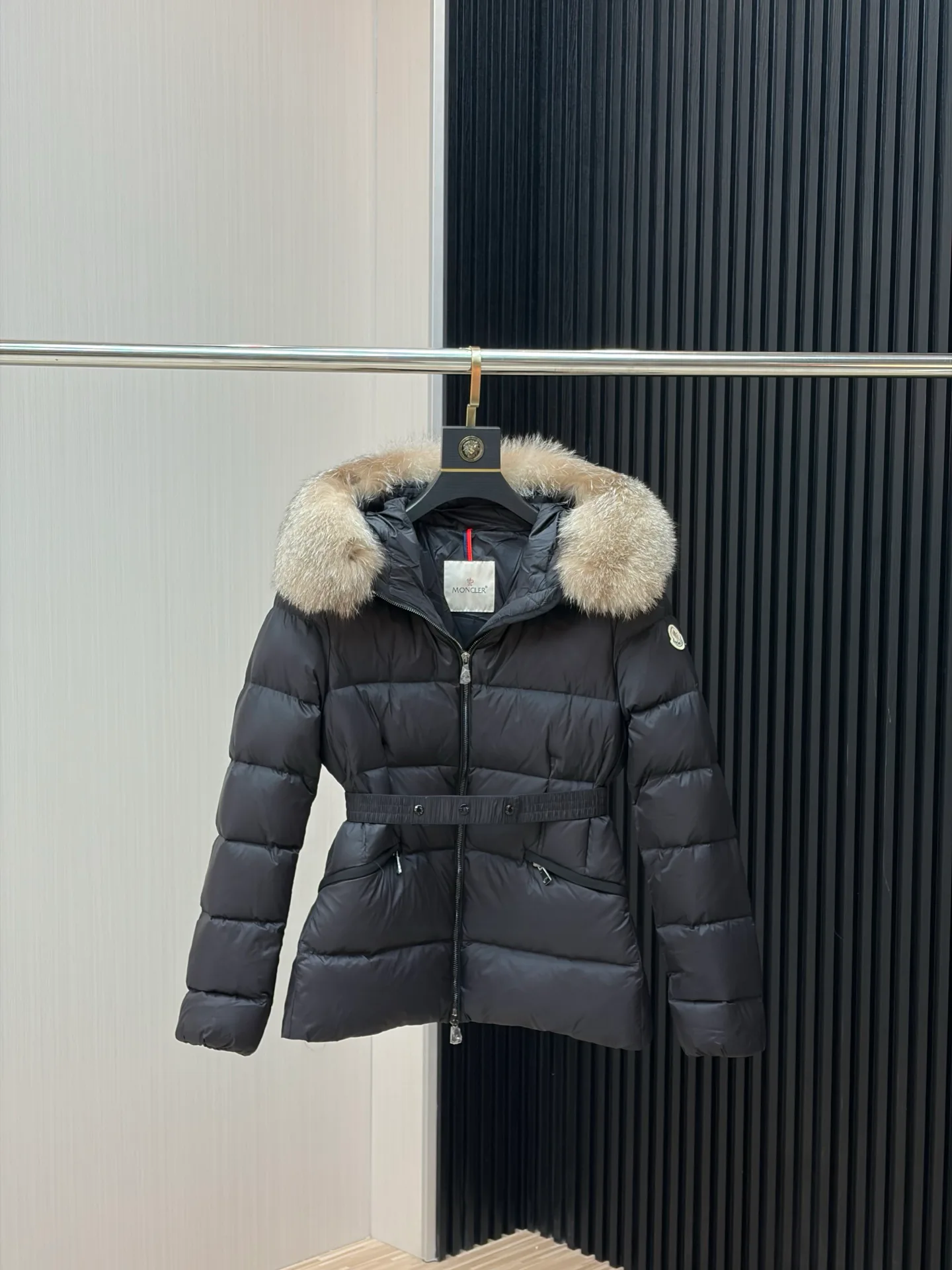 Куртки И Пуховики Женские Moncler 18007155