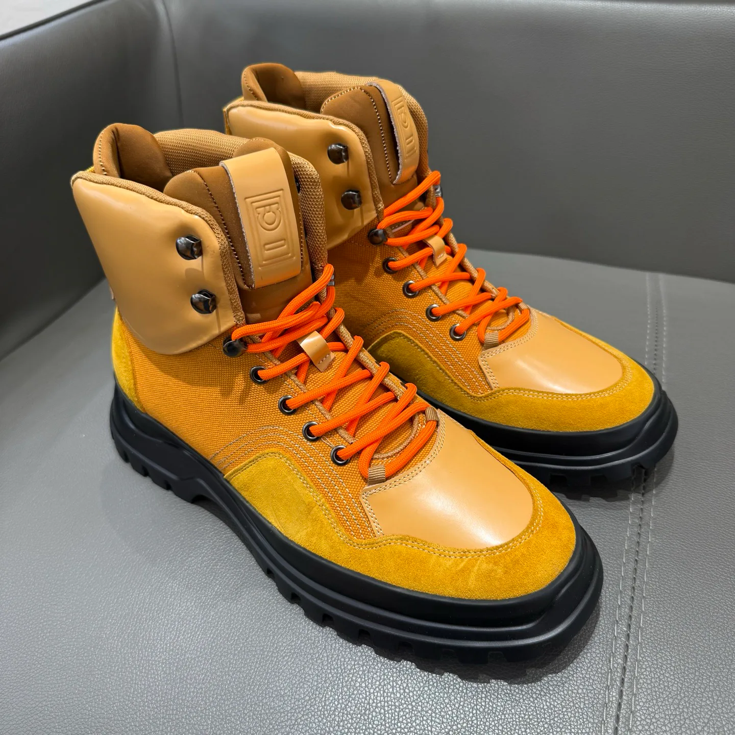 Ботинки Мужские Salvatore Ferragamo 840391