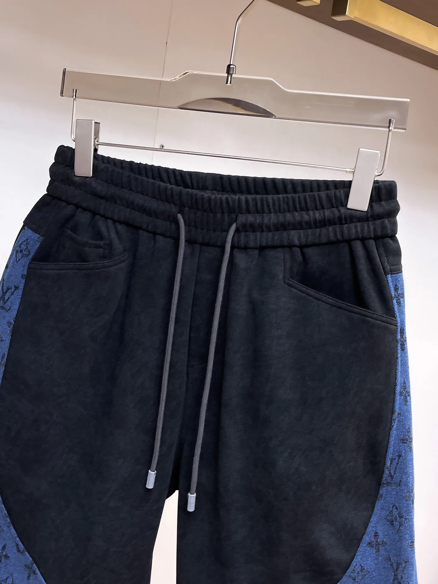 Шорты Мужские Louis Vuitton 13417573