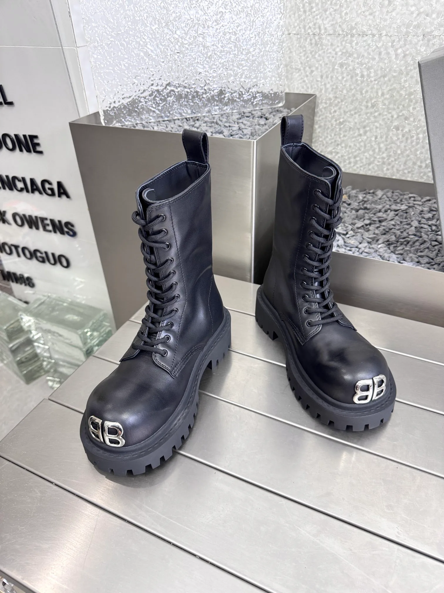 Ботинки Женские Balenciaga 17912875