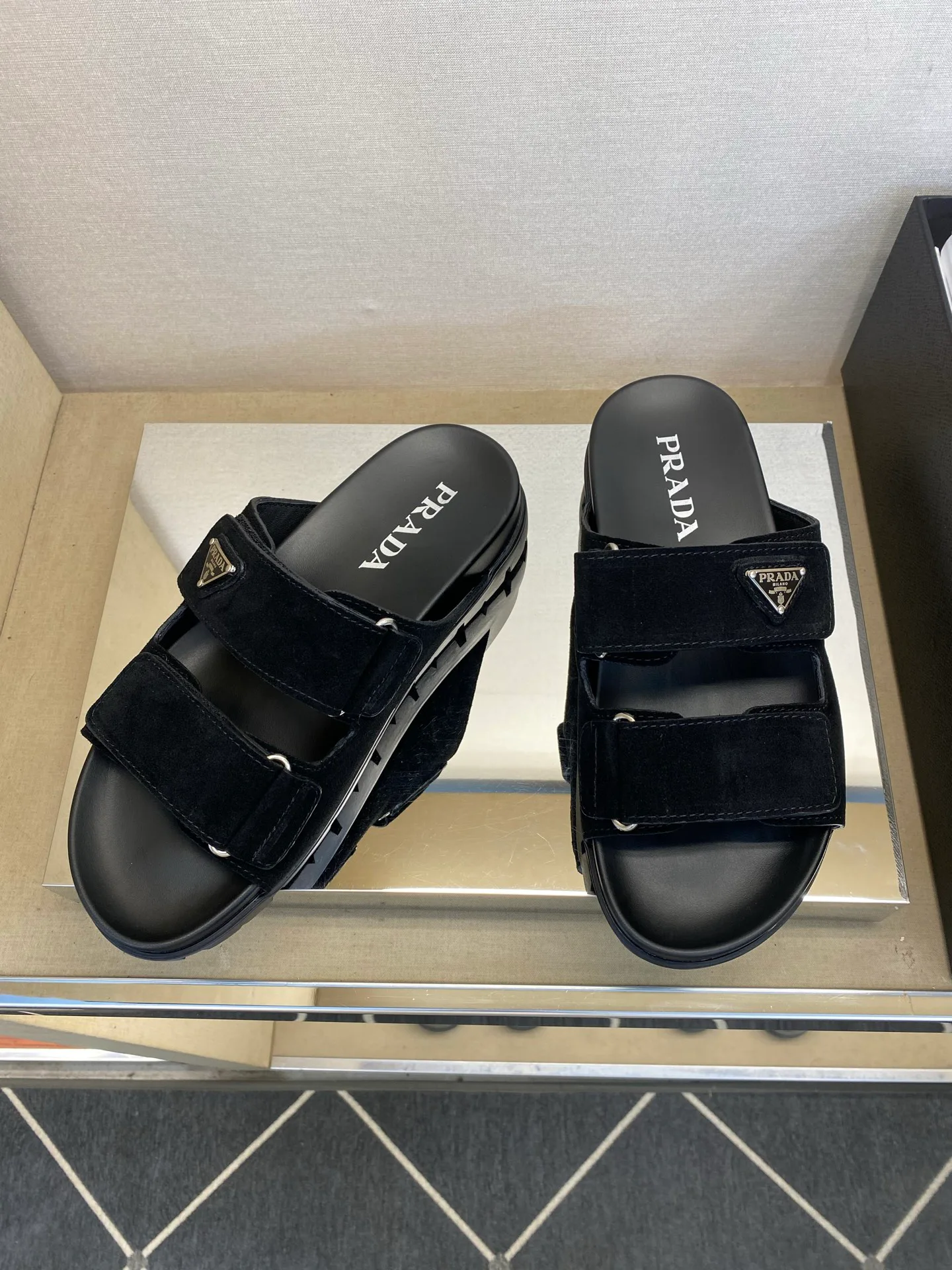 Шлепанцы Мужские Prada 15326411