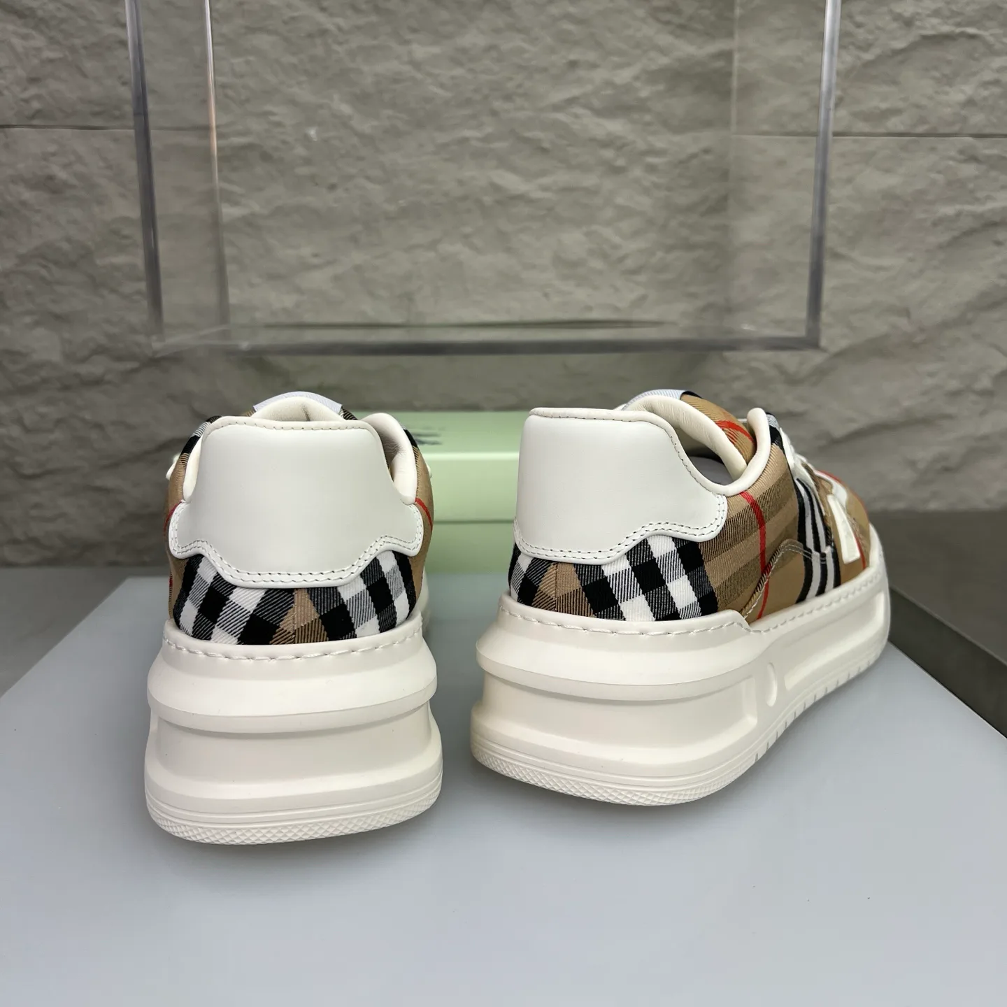 Кроссовки Мужские Burberry 11638115