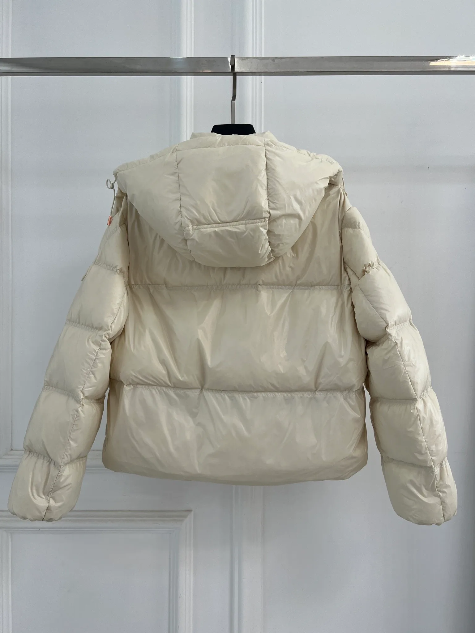 Куртки И Пуховики Женские Moncler 18416180