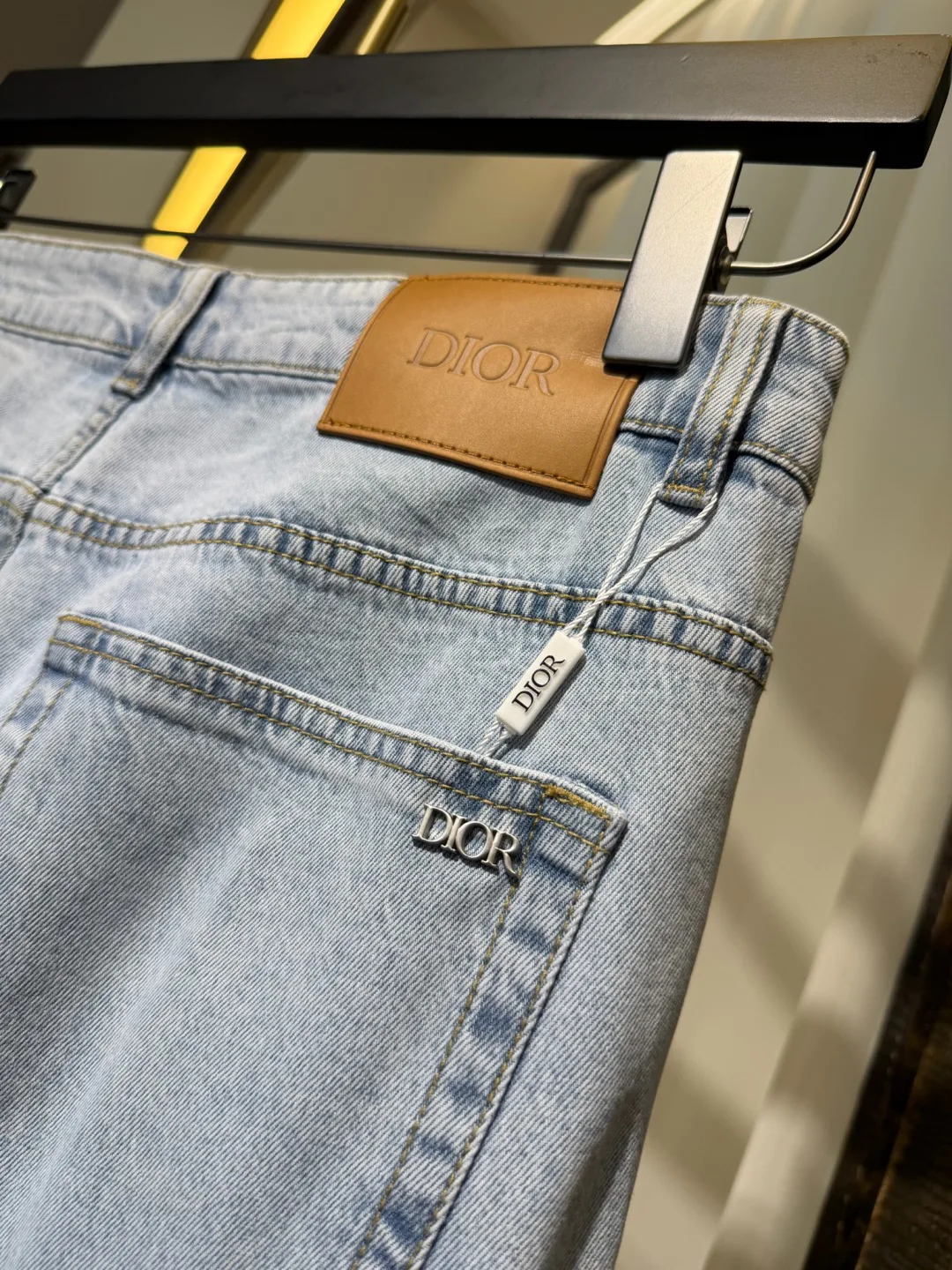 Джинсы Женские Christian Dior 11441339