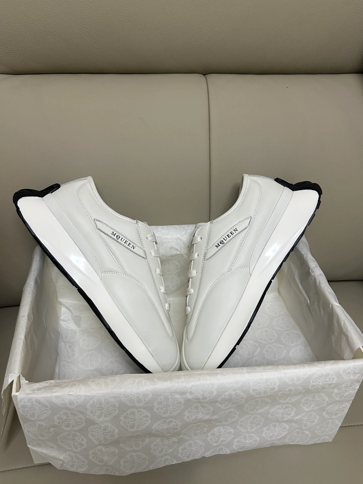 Кроссовки Женские Alexander Mcqueen 18465143