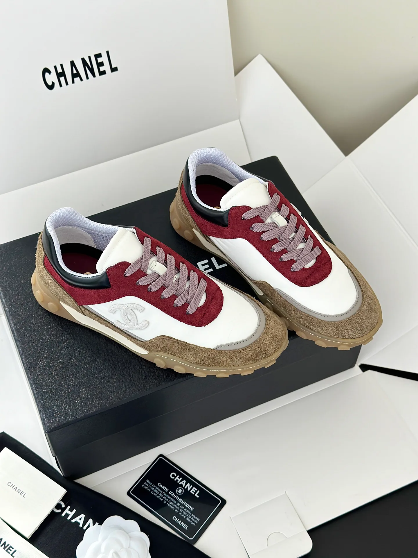 Кроссовки Женские Chanel 18764995