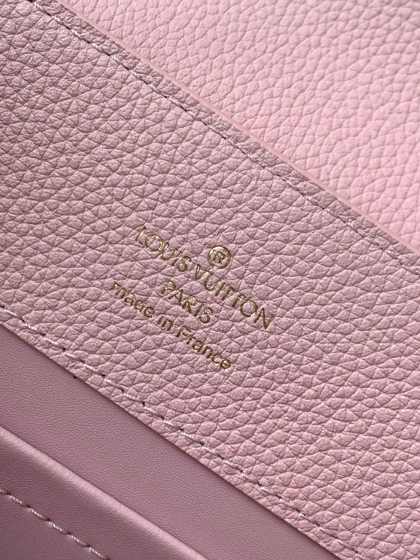 Классические Сумки Женские Louis Vuitton 17802977