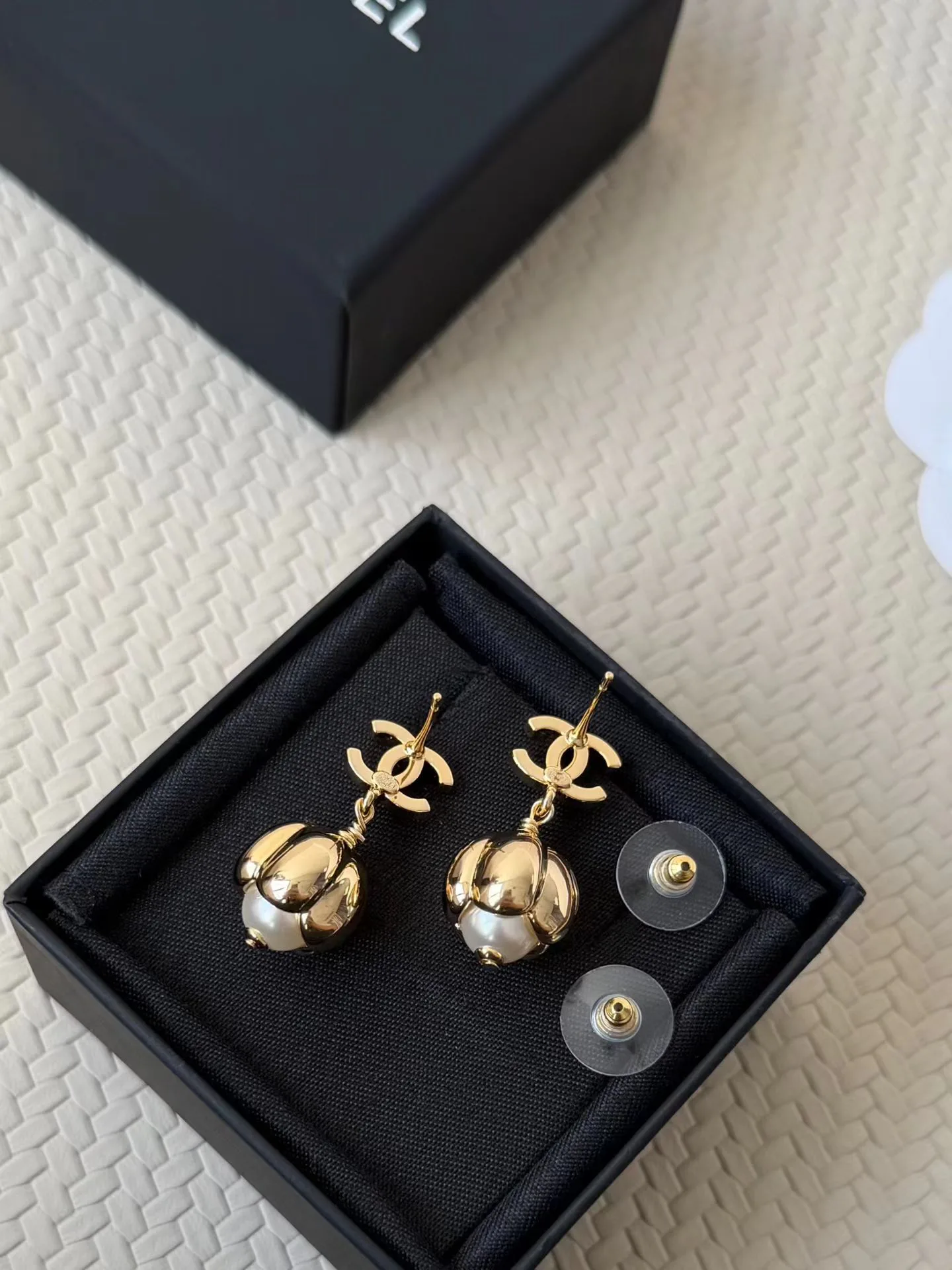 Бижутерия Chanel 18122776