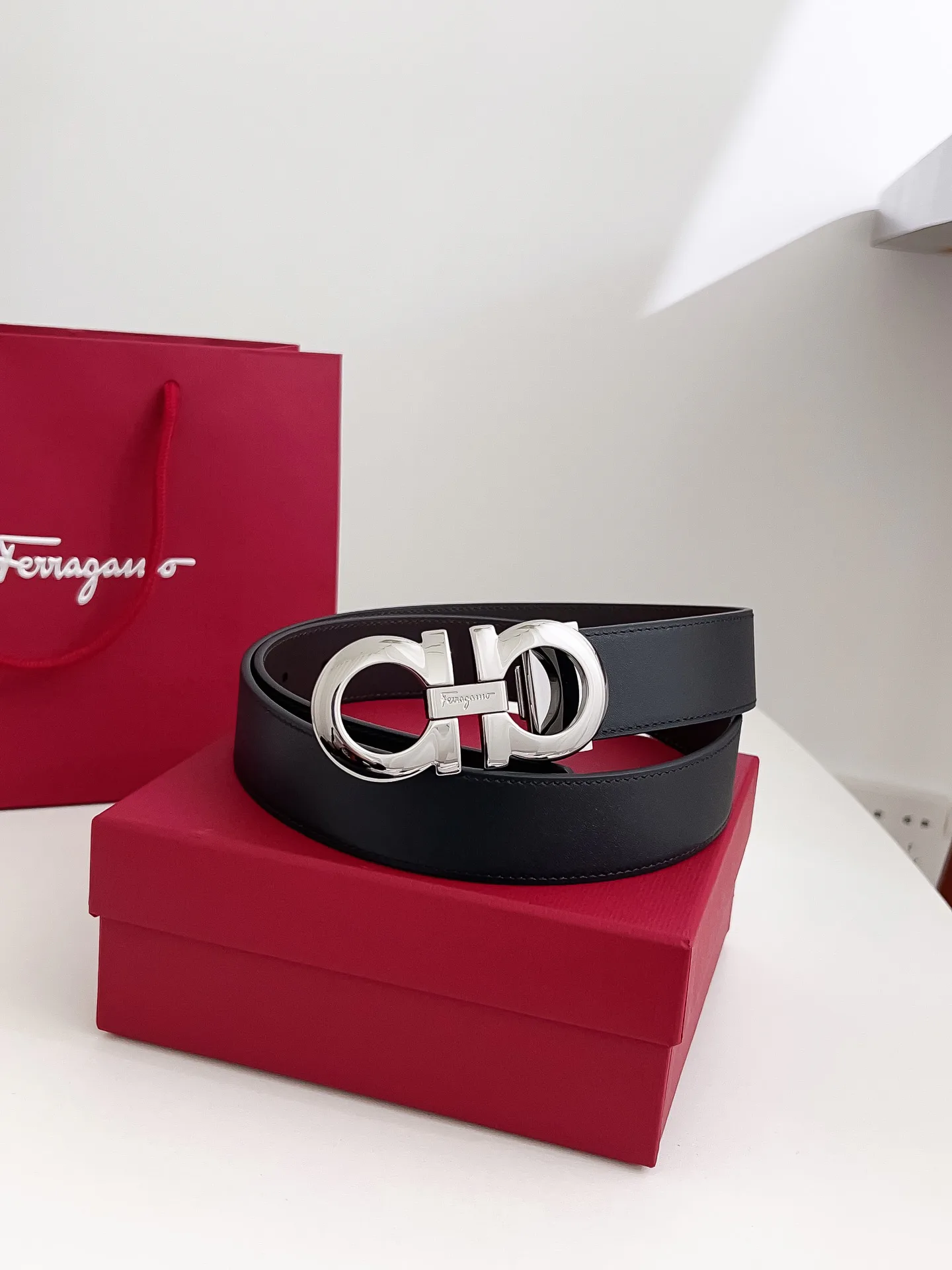Поясные Сумки Женские Salvatore Ferragamo 5511903