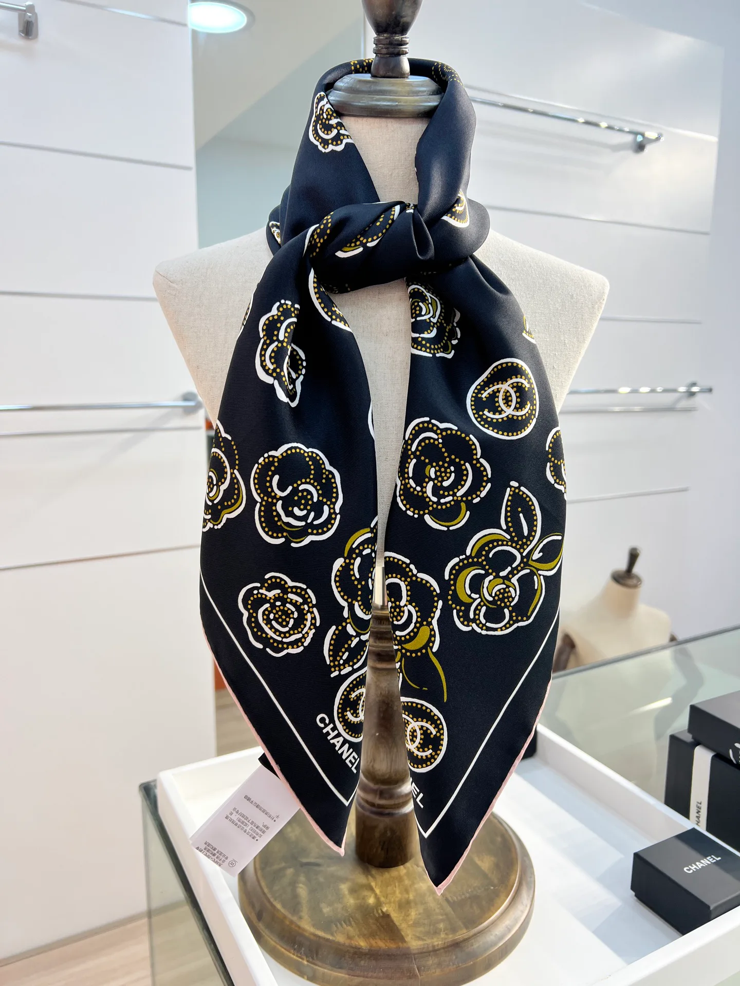 Платки Chanel 11616372