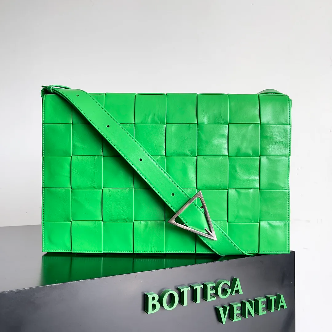 Классические Сумки Женские Bottega Veneta 10633449