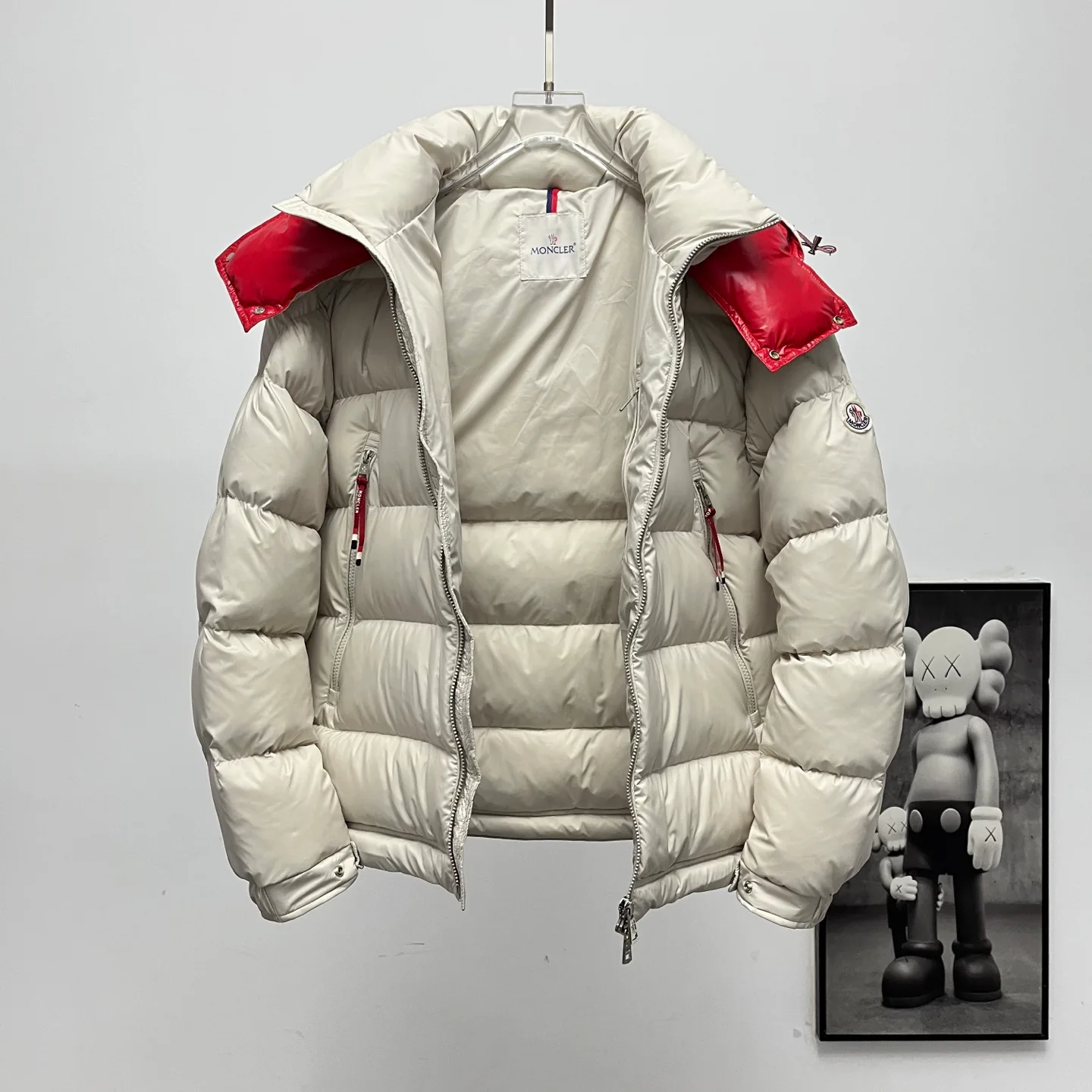 Куртки И Пуховики Женские Moncler 18615245
