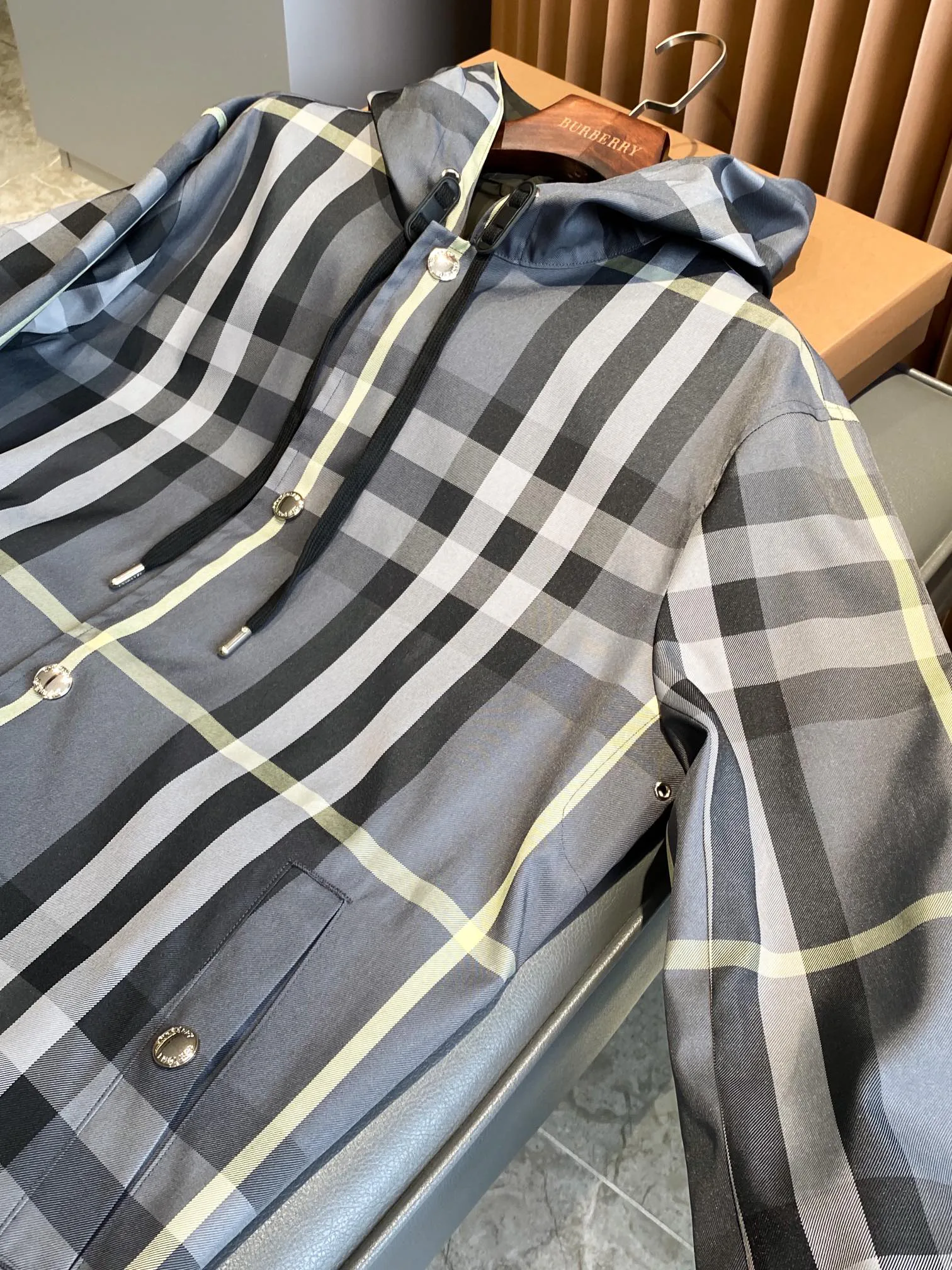 Куртки И Пуховики Мужские Burberry 13432901