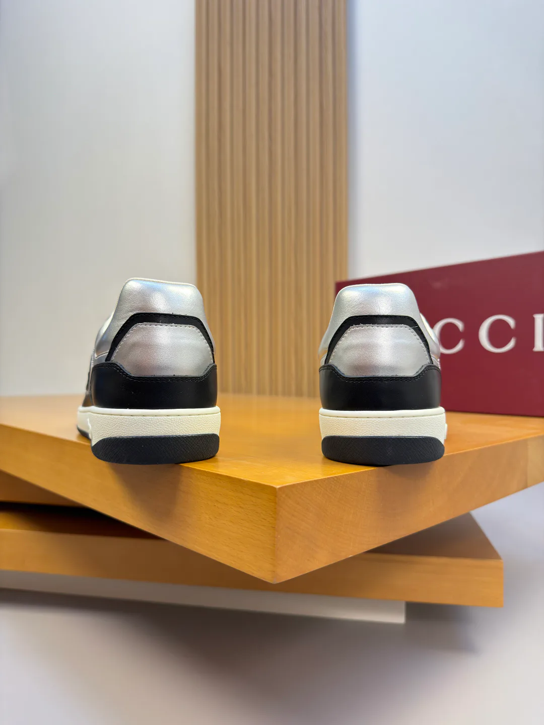 Кроссовки Мужские Gucci 18142463