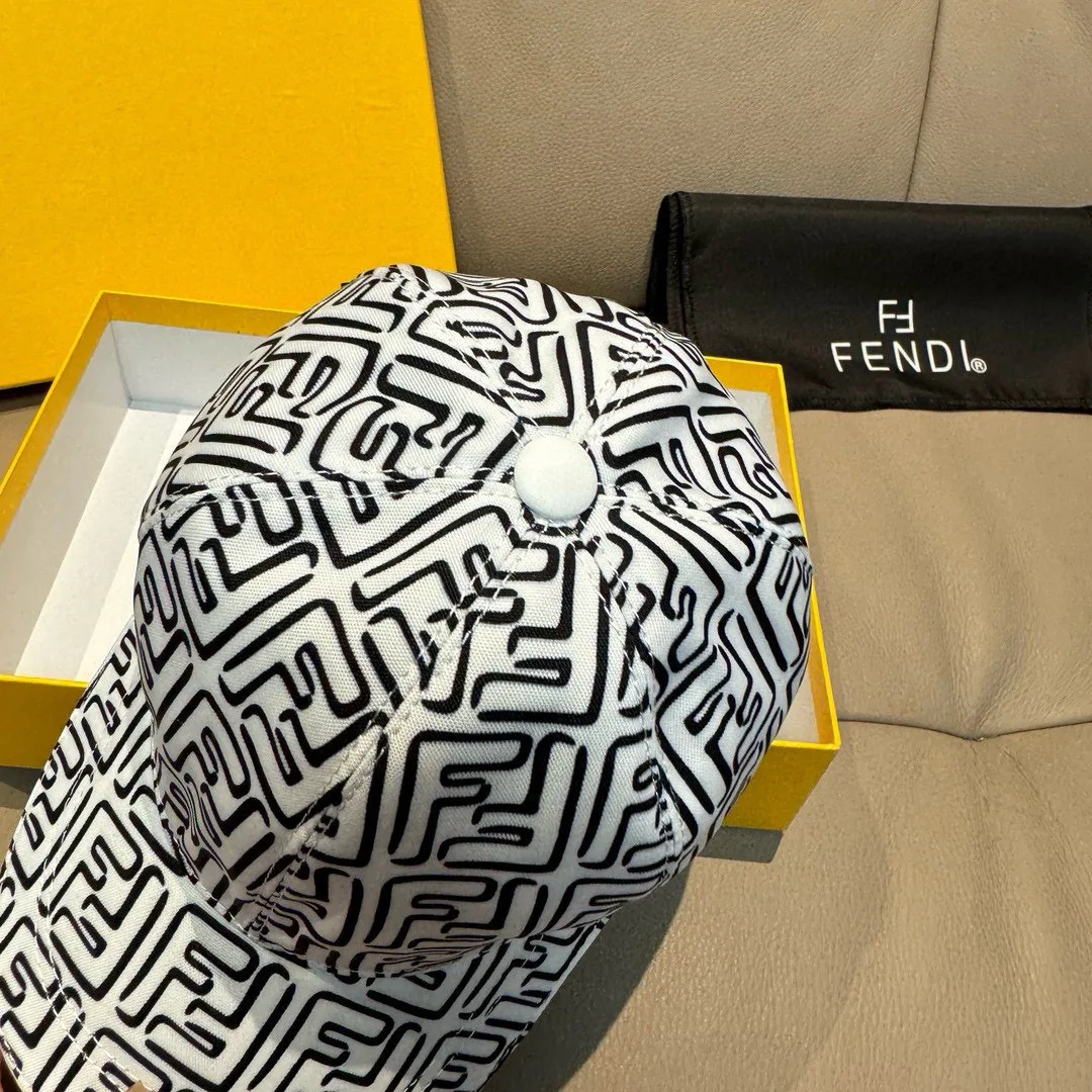 Головные Уборы Fendi 1701197