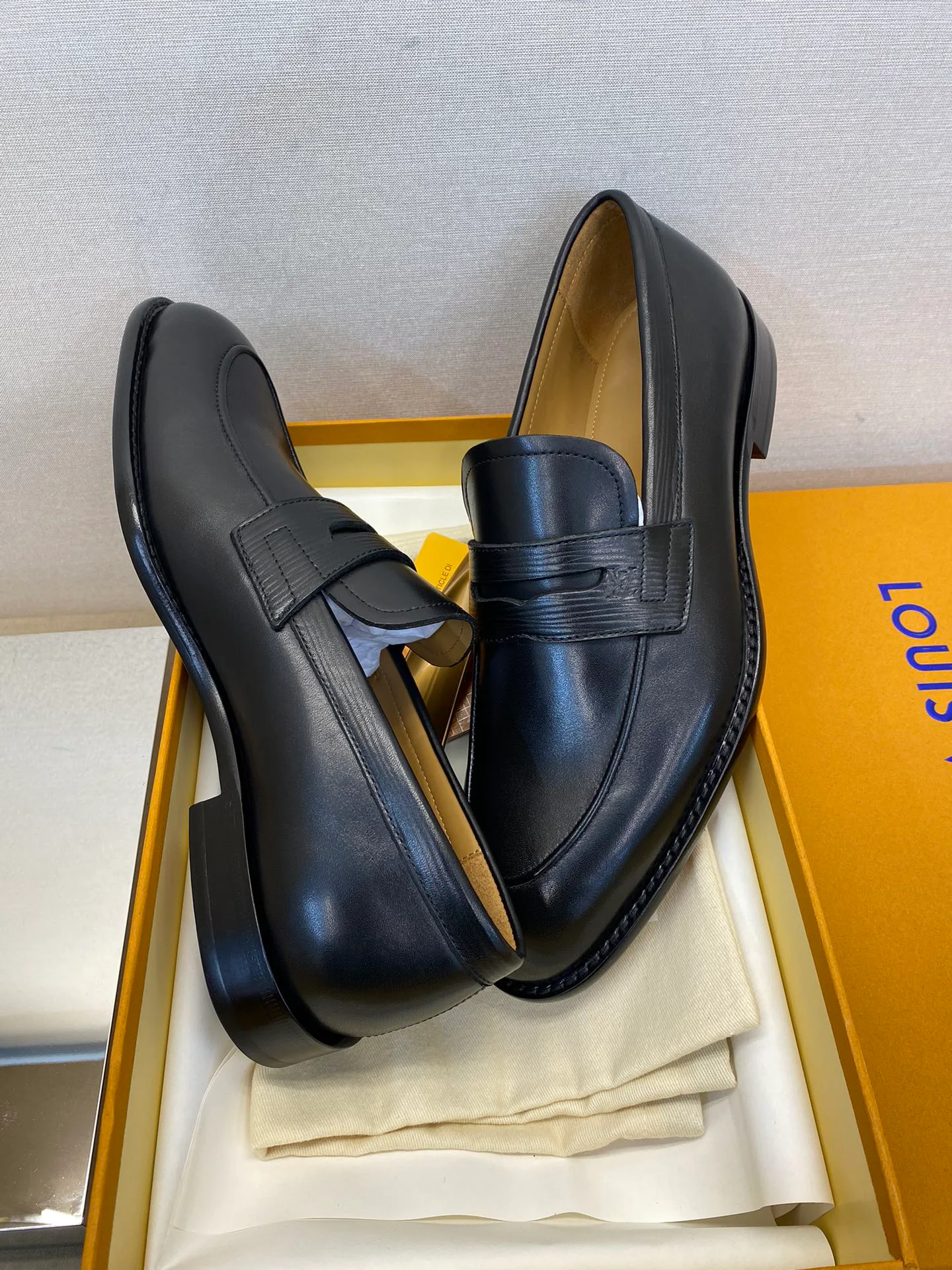 Лоферы И Туфли Мужские Louis Vuitton 18079180