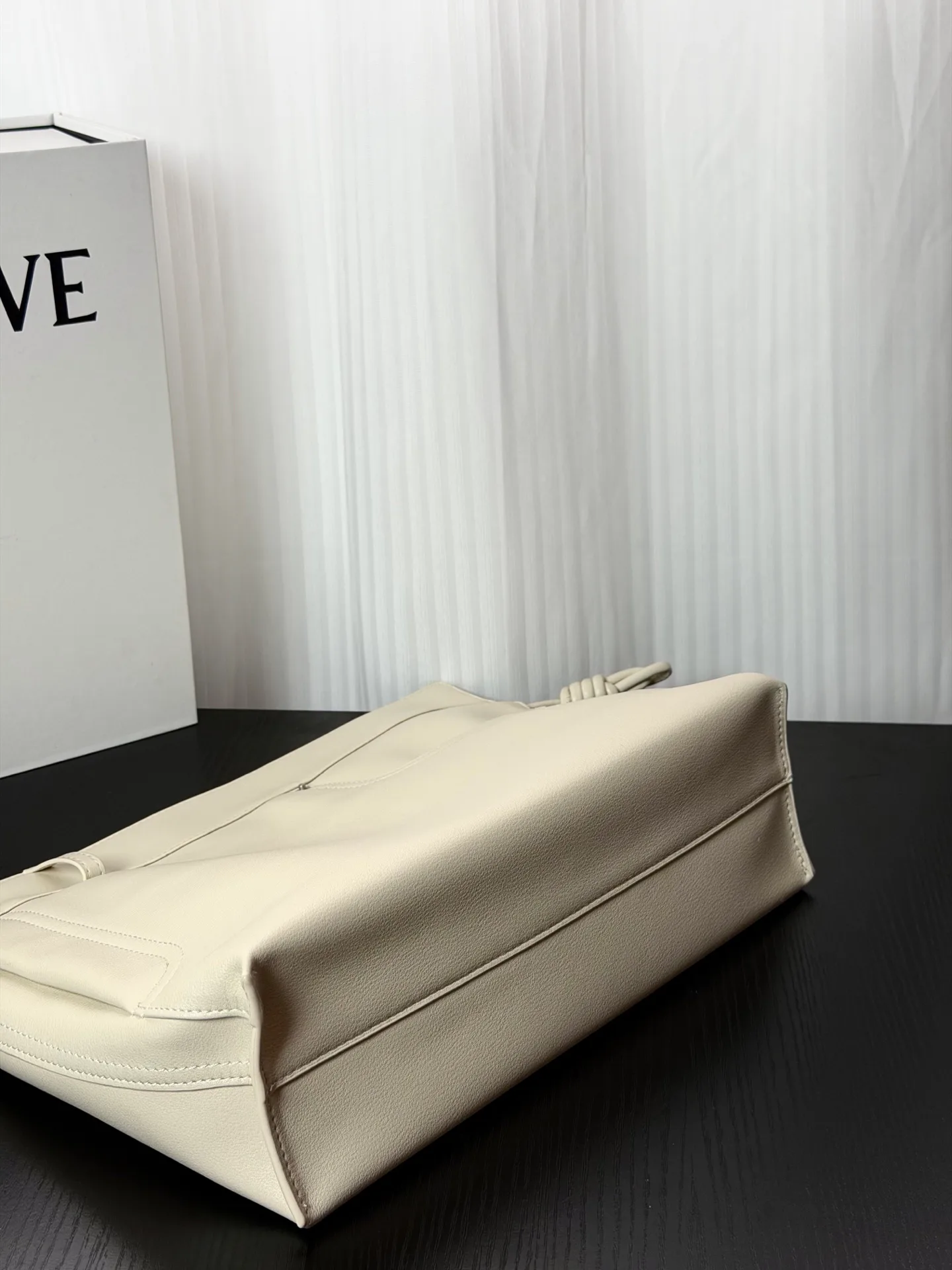Классические Сумки Женские Loewe 12669056