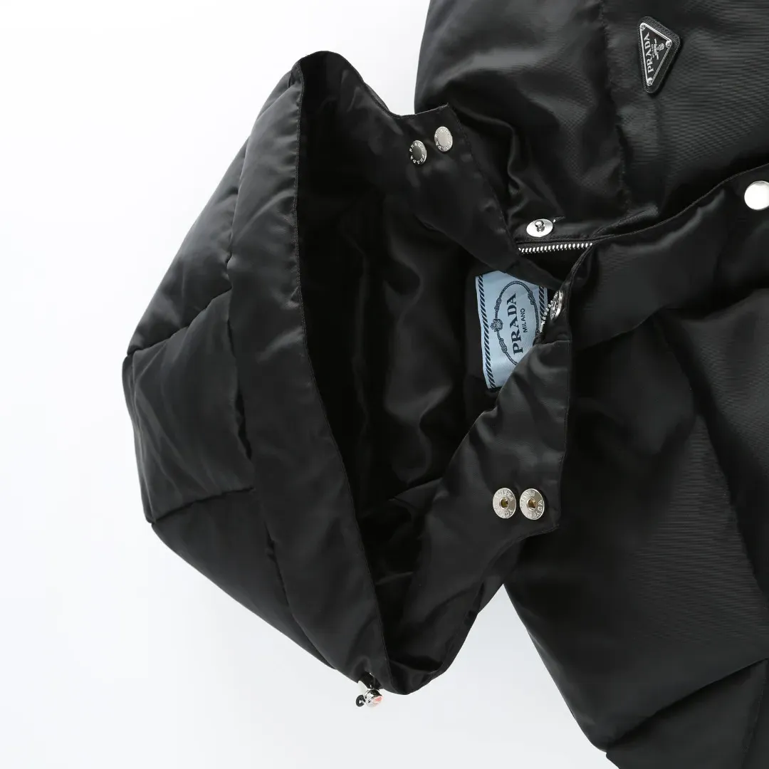 Куртки И Пуховики Женские Prada 74134