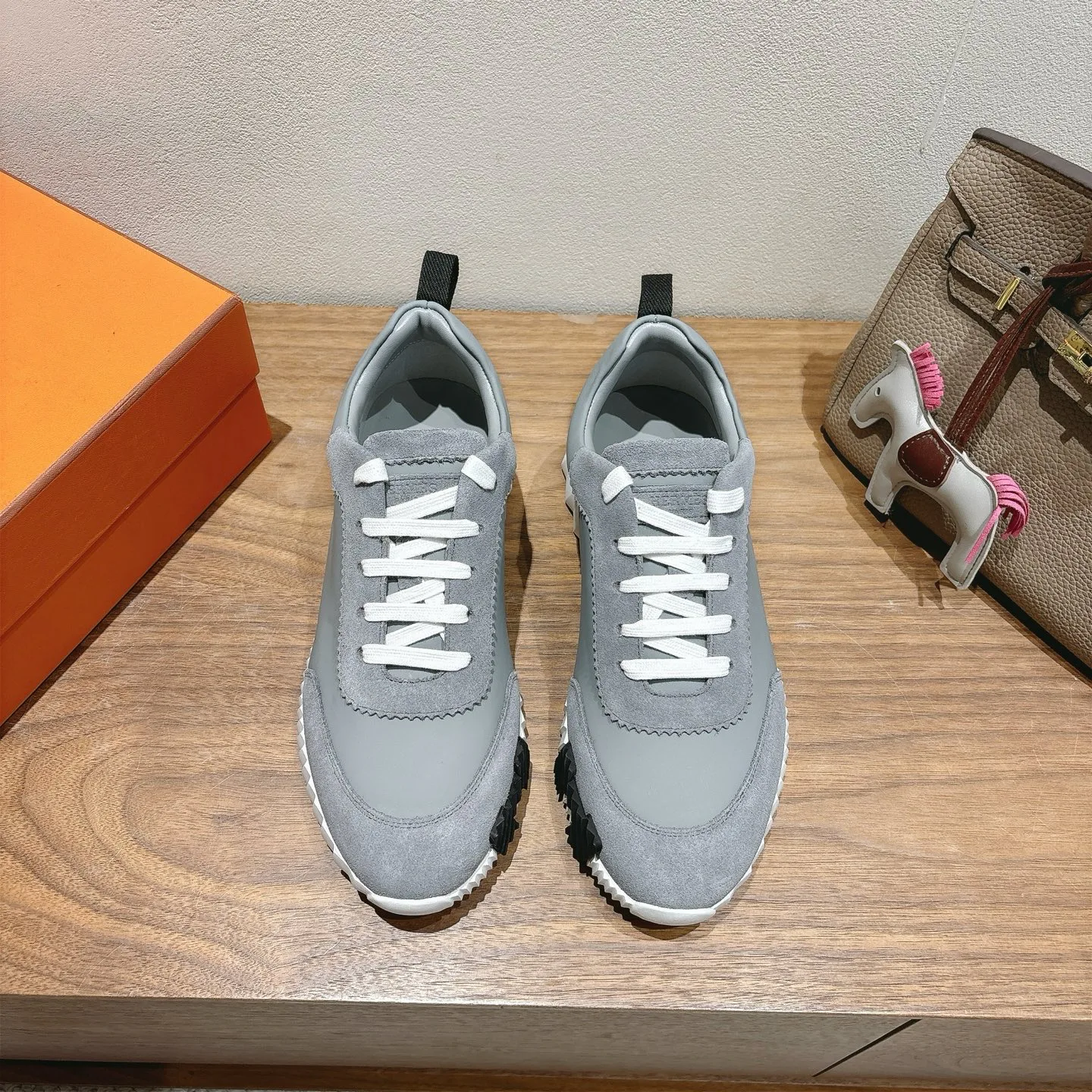 Кроссовки Женские Hermes 9915110