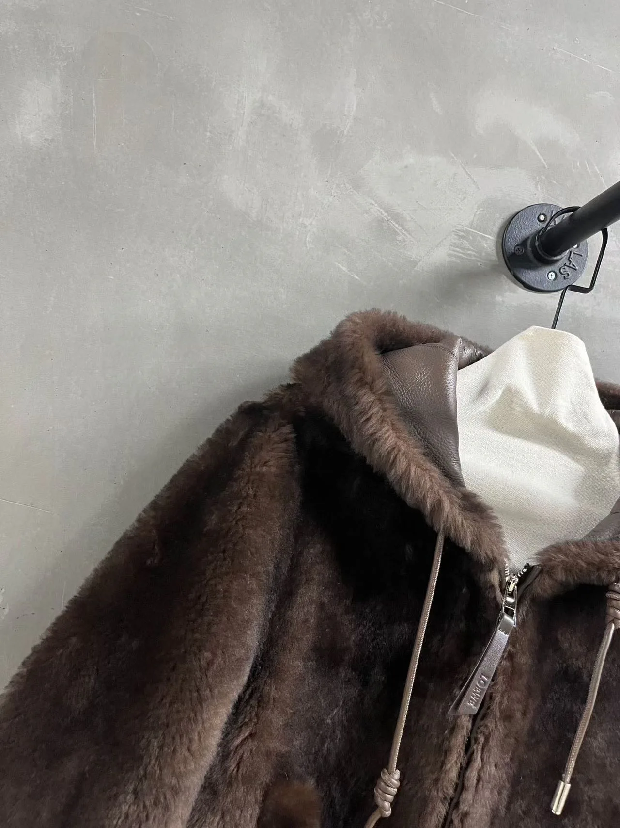 Кожаные Куртки И Дублёнки Женские Loewe 258987