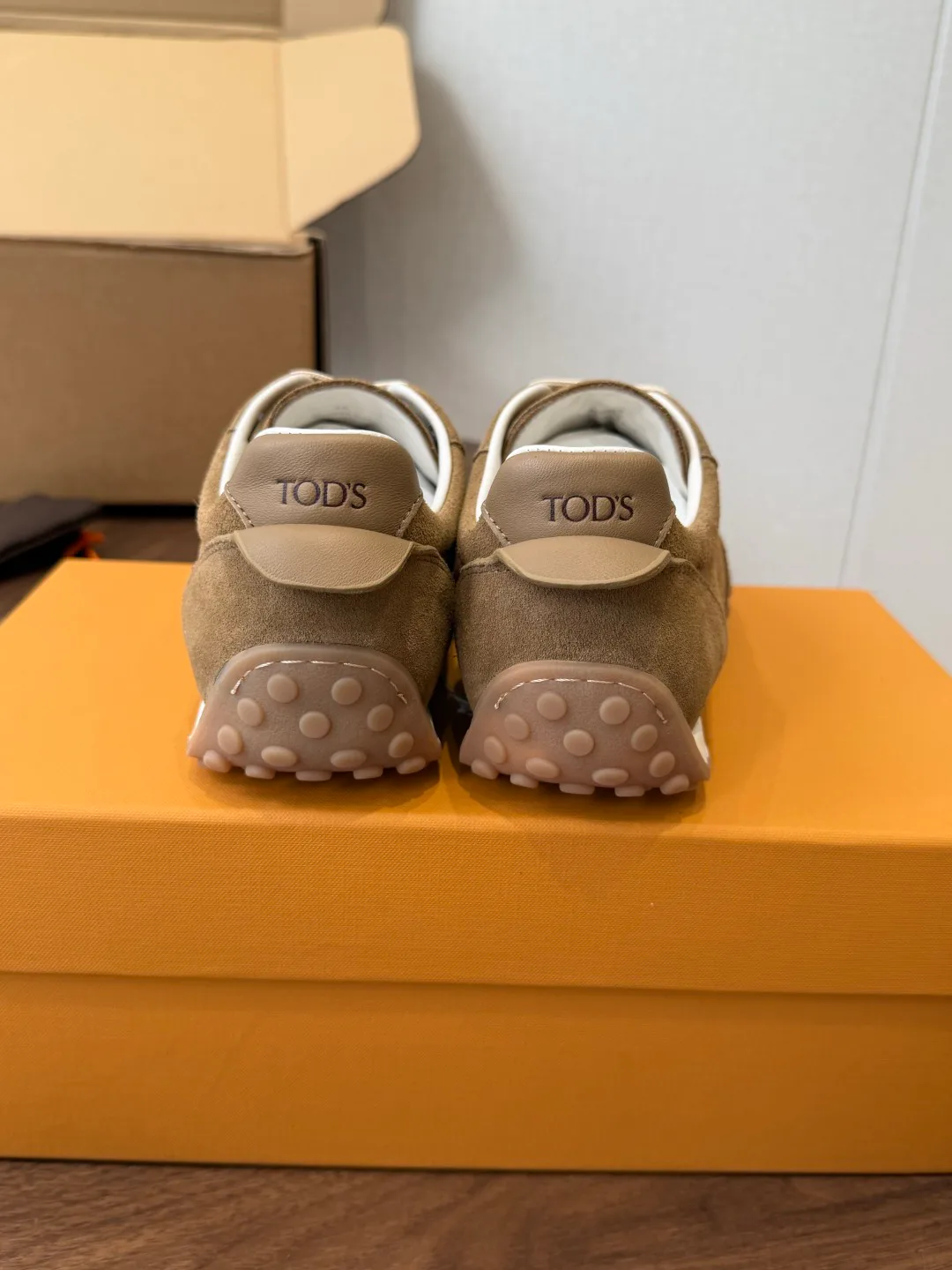 Кроссовки Женские Tod's 18687237