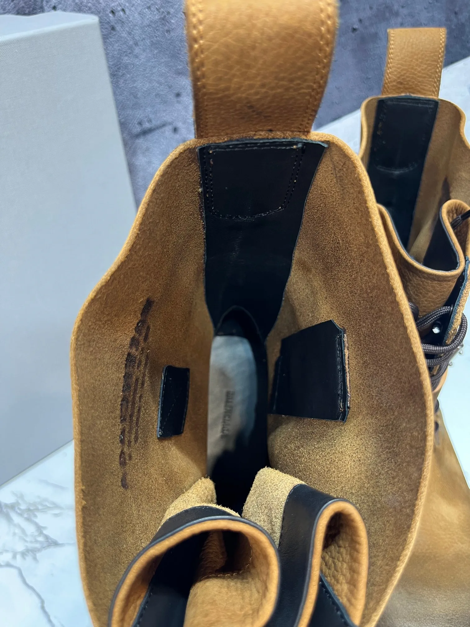 Ботинки Мужские Balenciaga 17962247