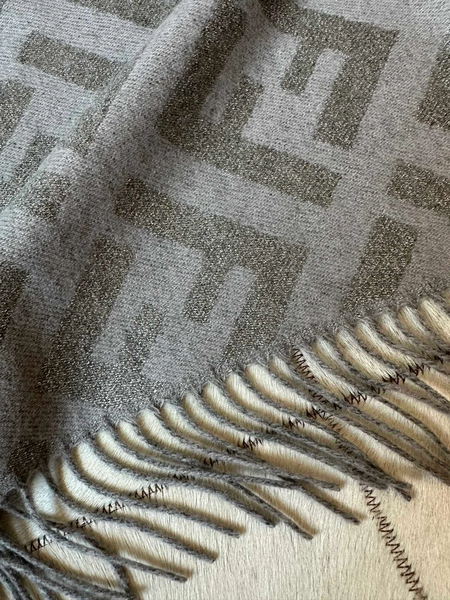 Шарфы Fendi 1437069