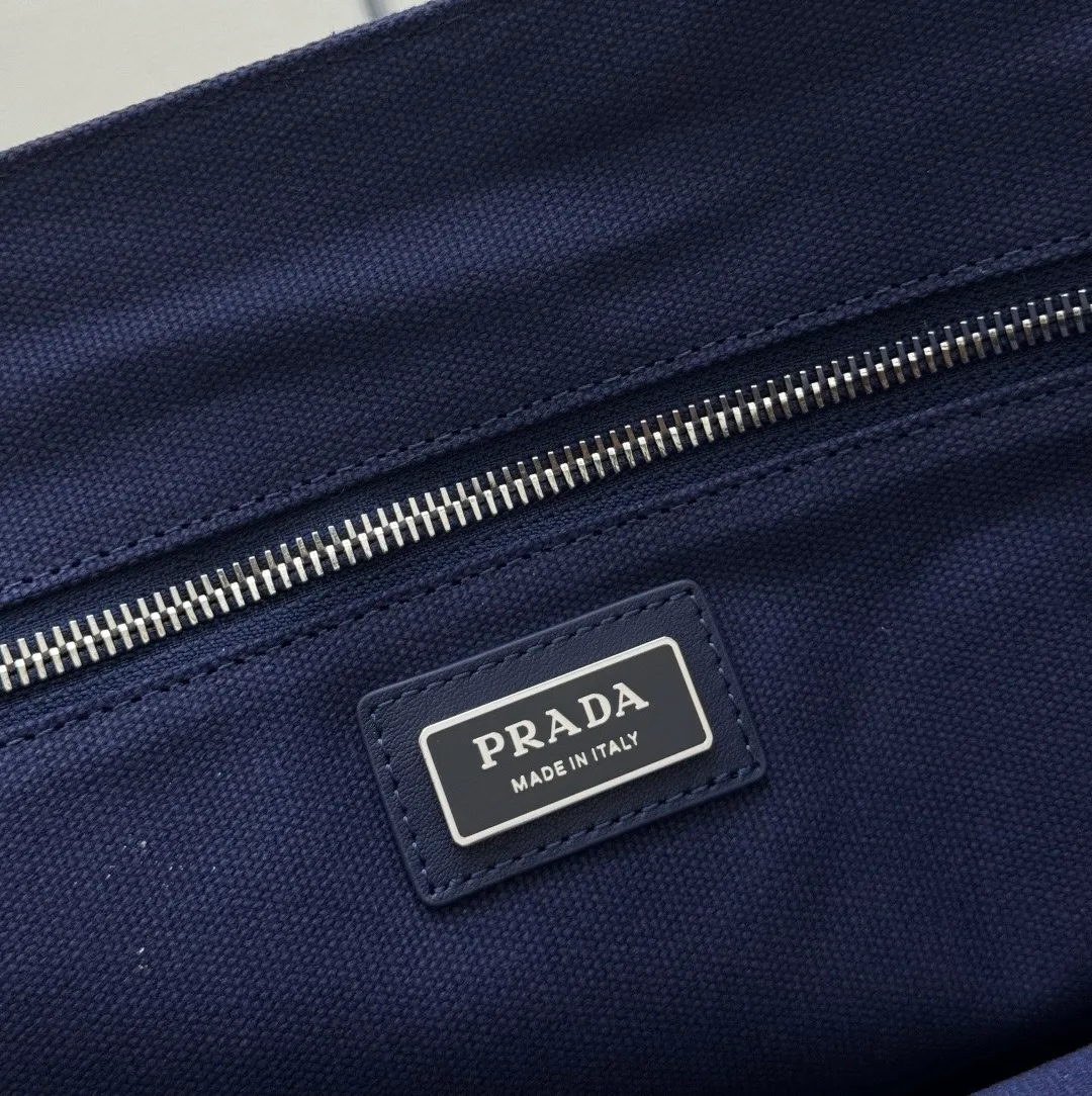 Классические Сумки Женские Prada 11164998