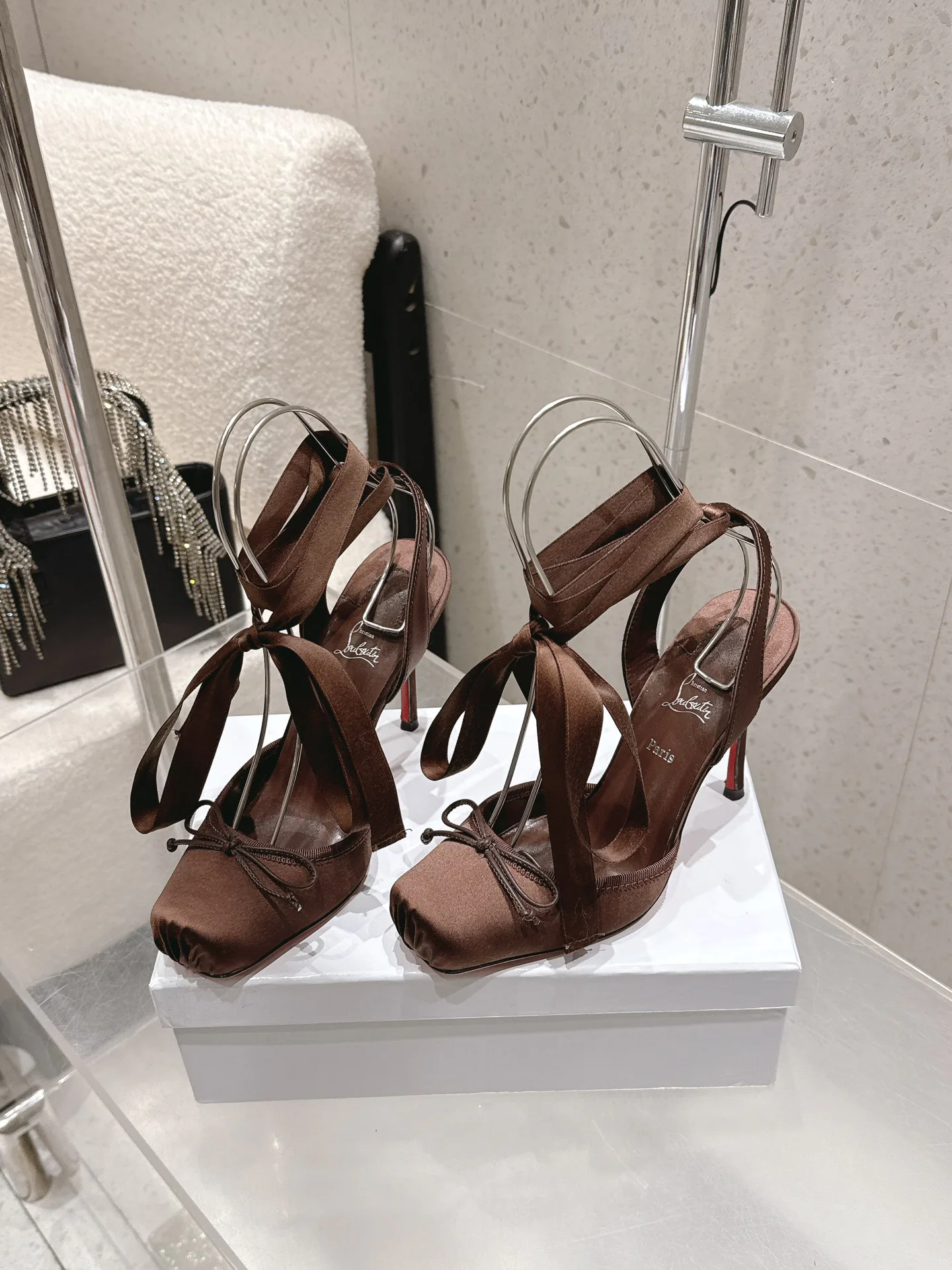 Туфли Женские Christian Louboutin 13078793