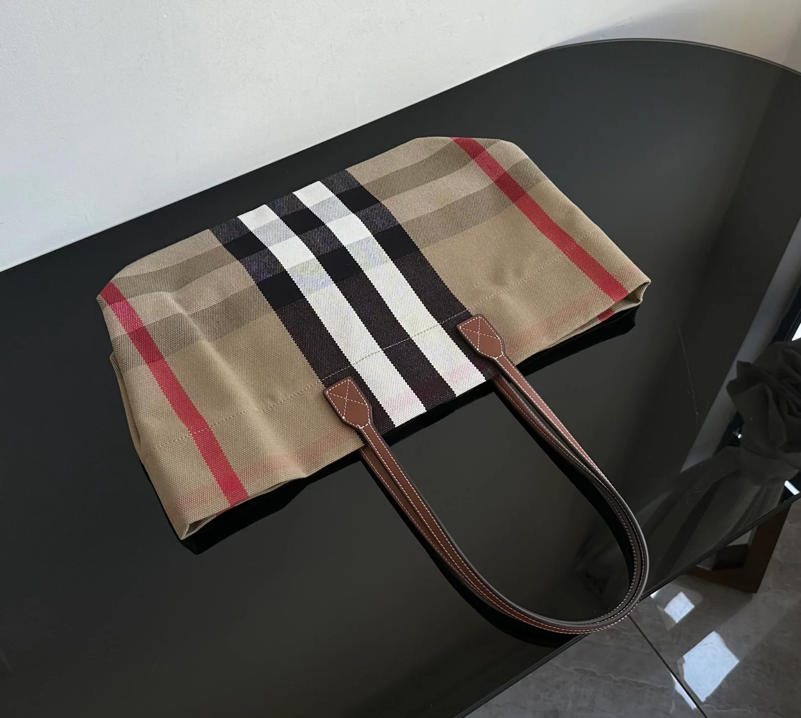 Классические Сумки Женские Burberry 18052791