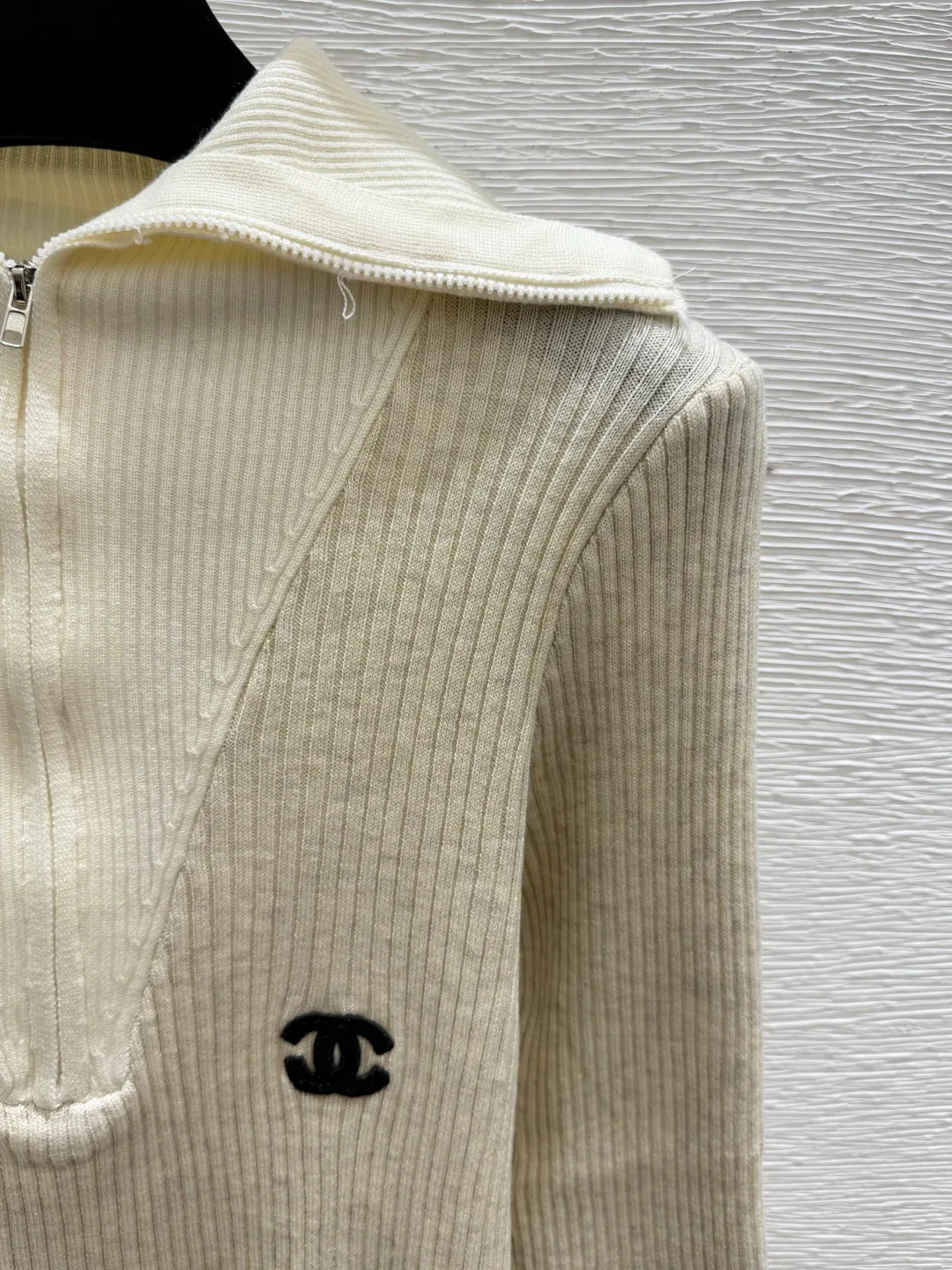 Джемперы И Свитеры Женские Chanel 18138242