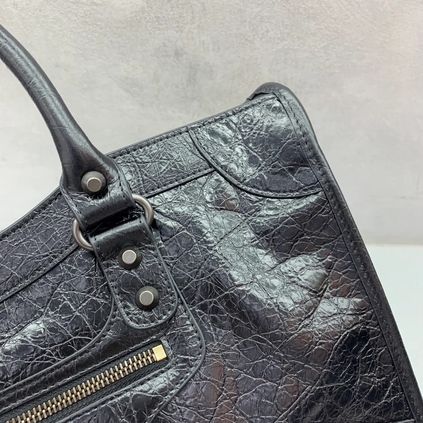 Классические Сумки Женские Balenciaga 13363950